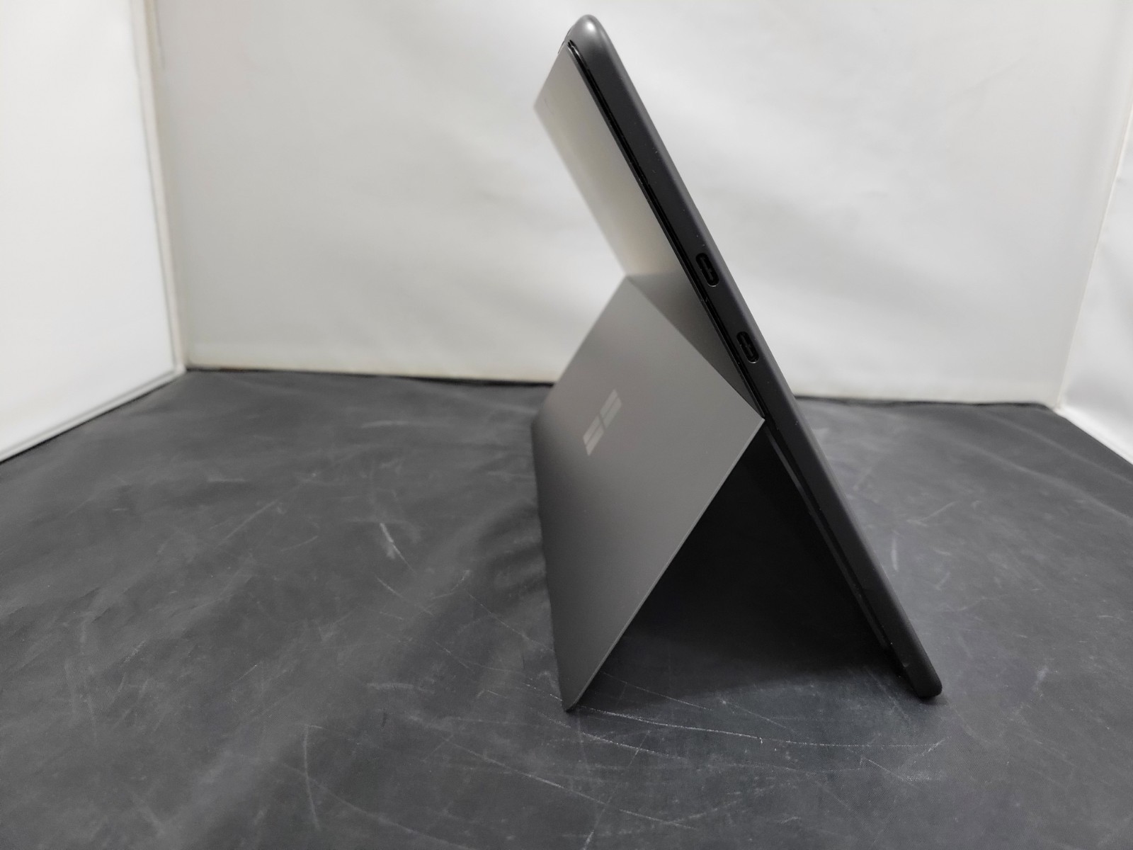 Microsoft Surface Pro 11 13″ Snapdragon X Elite 16GB 256GB SSD Win11 Home Black