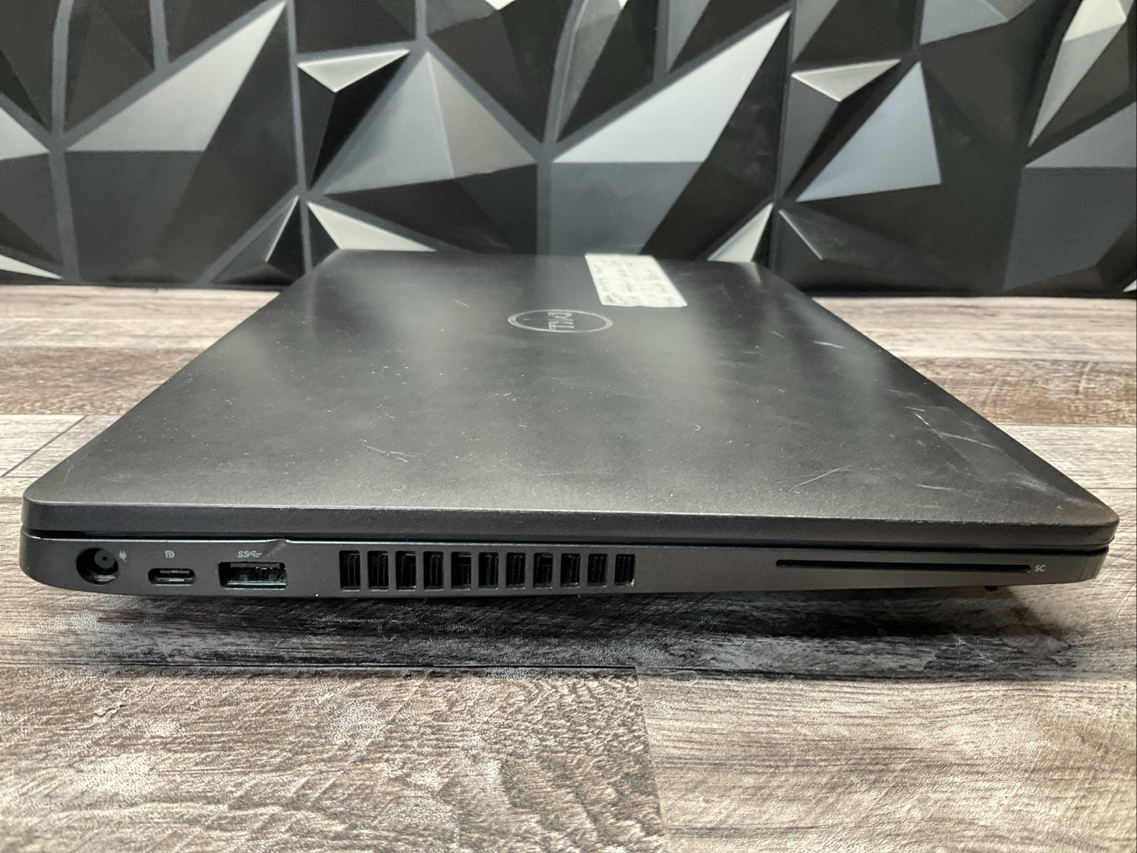 Precision 3540 / i5 8th / No RAM Laptop Notebook PC / P10