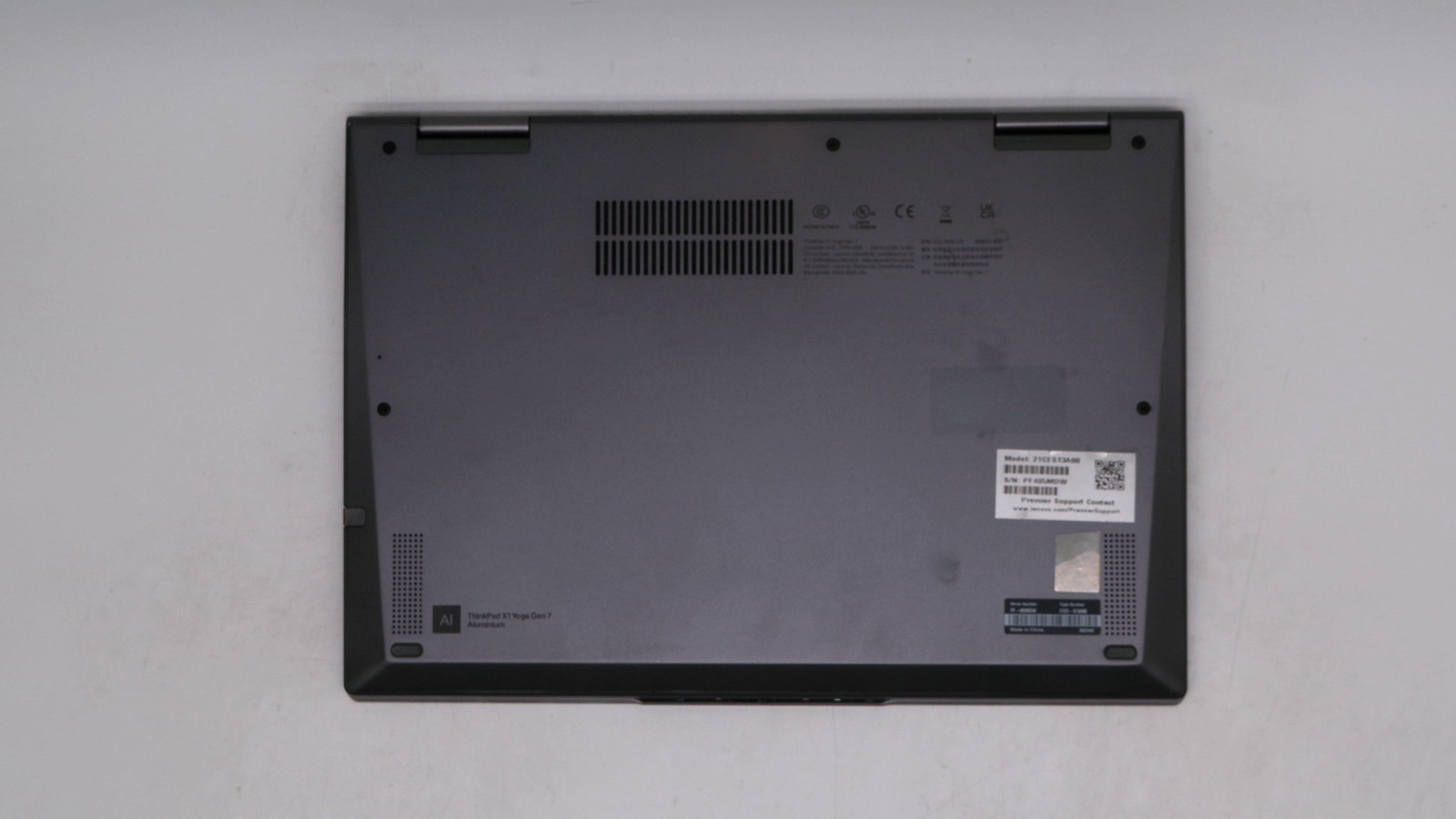 Lenovo ThinkPad X1 Yoga Gen 7 14″ i7-1265u 16GB 512GB – Very Good
