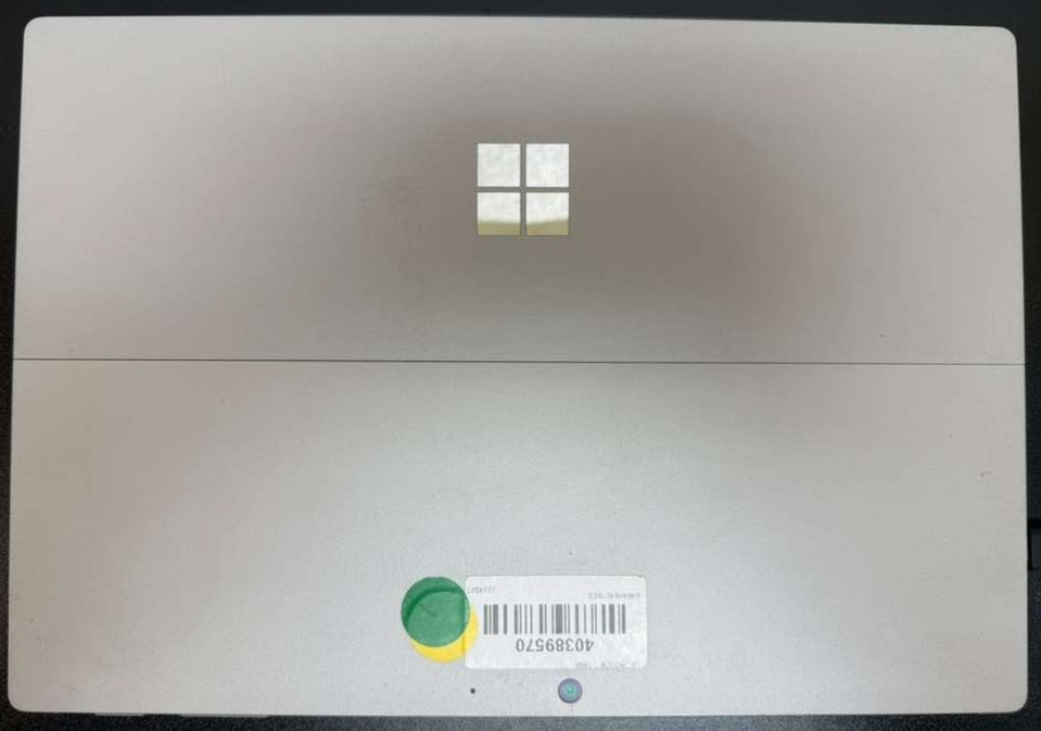Microsoft Surface Pro 7 i5 10th Gen 8GB 256GB SSD WIN 11 PRO . READ DESC