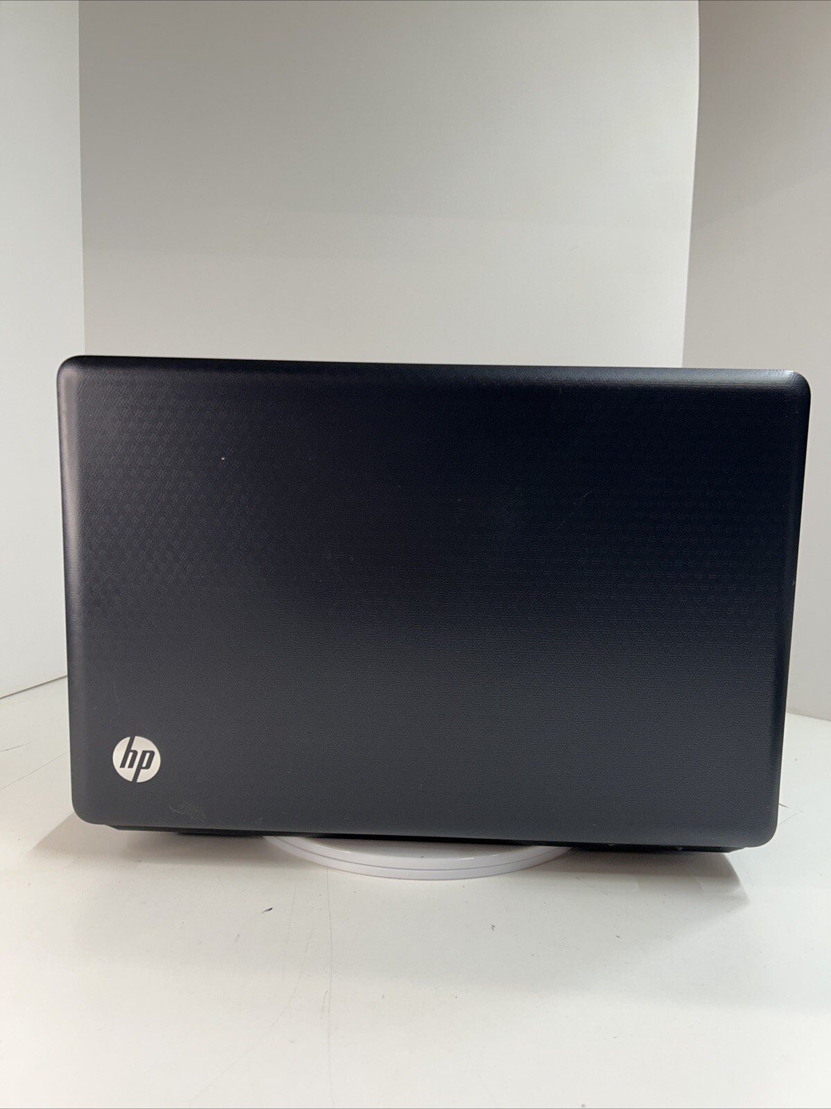 HP G62 AMD Athlon P320 @2.1GHz 4GB RAM 320GB HDD Windows 10 Pro