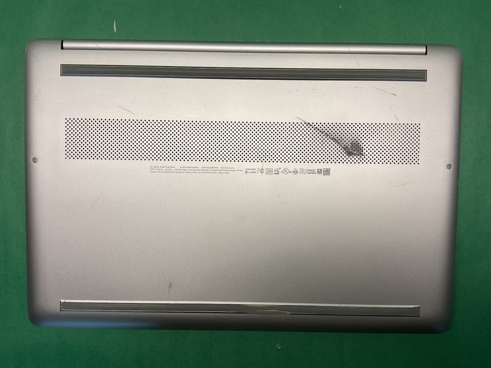 HP 15″ Laptop – i5-1135G7 15-dy2024nr – Powers On – NO HARD DRIVE- Untested