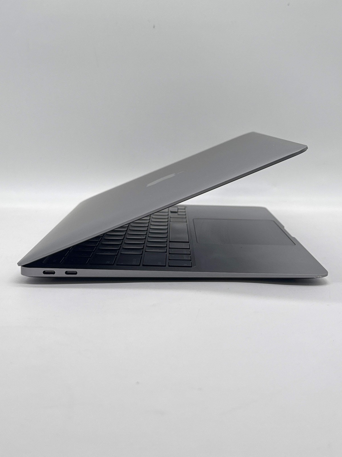 Apple MacBook Air 13″ A2179 Intel Core i3 8GB RAM 256GB SSD – For Parts