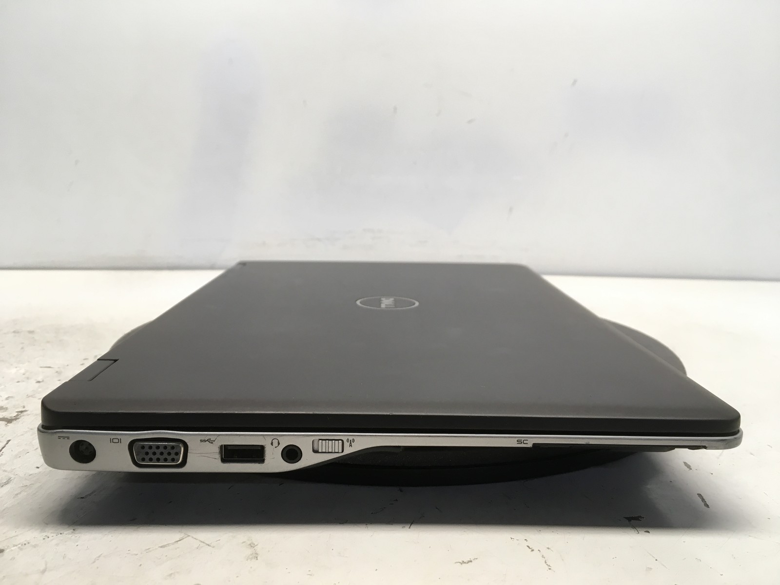 Dell Latitude 6430U Intel i7-3667U 2GHz 2 GB NO HDD No Batt