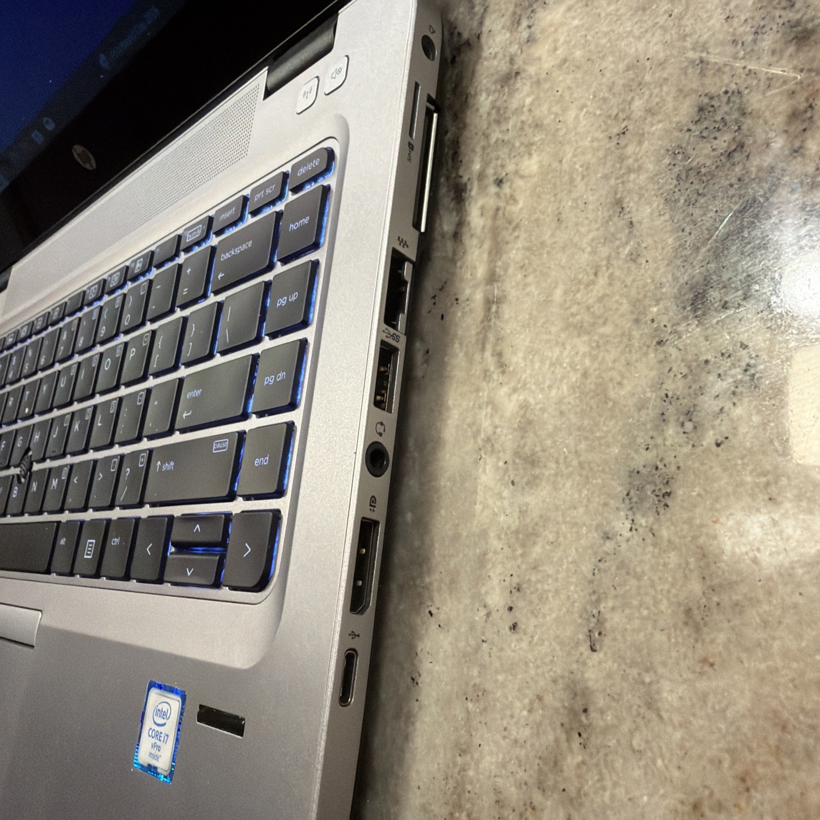 HP EliteBook 840 G4 Touchscreen Laptop i5-8250U 16GB RAM M2 240GB Win10 Pro