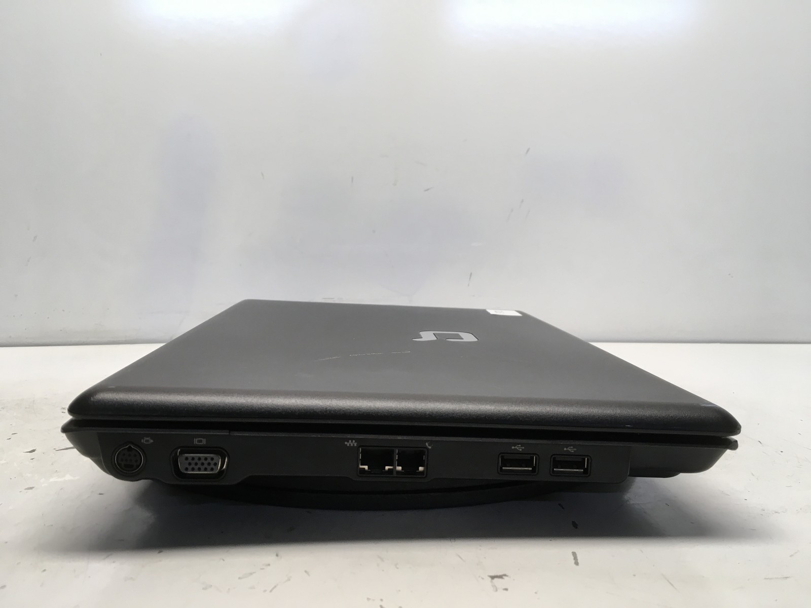 Compaq Presario F579WM AMD Athlon 64 X2 TK-53 1700MHz 2 GB NO HDD No Batt