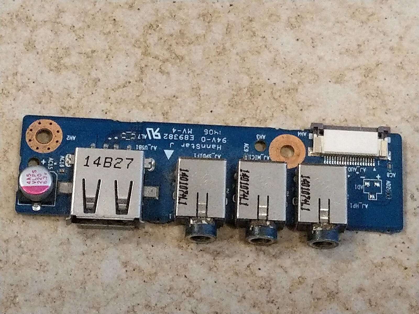 CLEVO W370 W355 W350 USB + AUDIO JACK PCB 6-71-W3S58-D02
