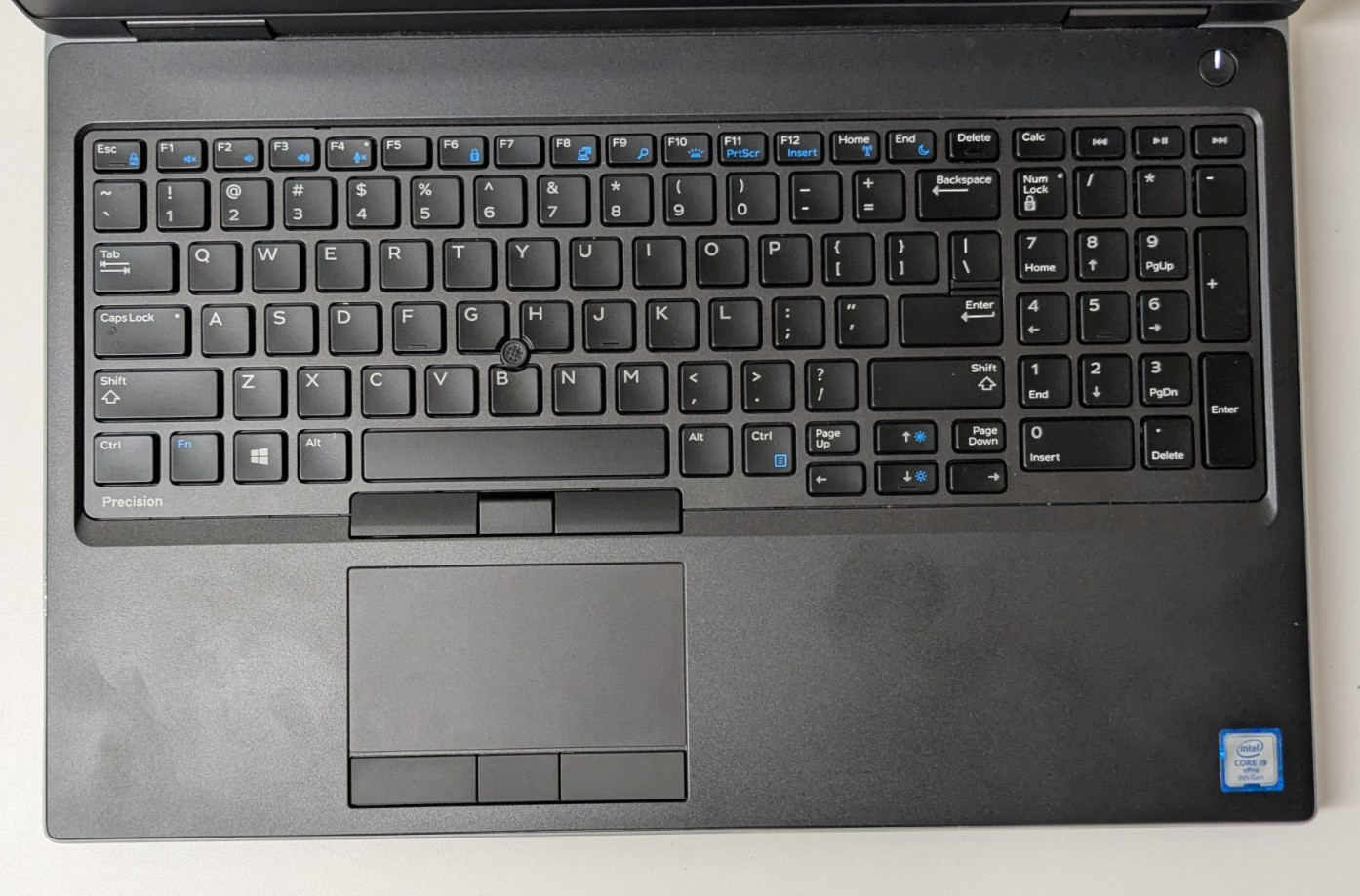 Dell Precision 7540 15.6″ i9-9880H 2.30GHz 32GB 512GB SSD W11P RTX 3000 42LX8Y2
