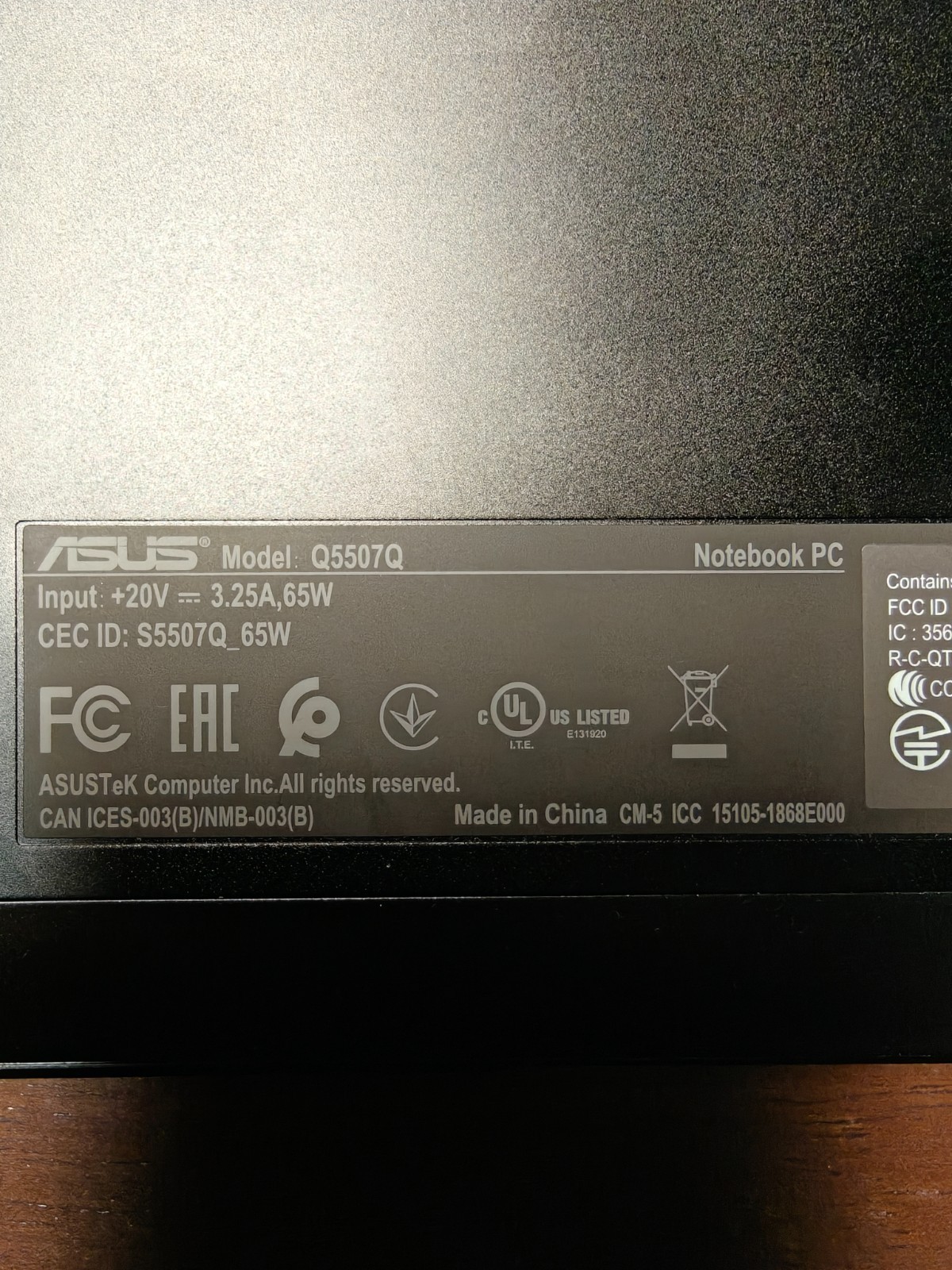 Asus Vivobook S15 Q5507Q 15.6″ OLED 120hz Snapdragon X Plus 16GB RAM 512GB SSD