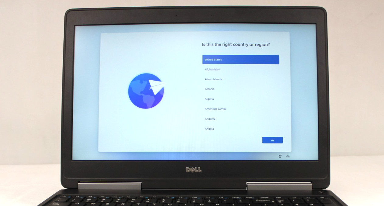 Dell Precision 7520 Laptop 15.6″ i7-6820HQ 32GB RAM 256GB SSD Nvidia Quadro M220