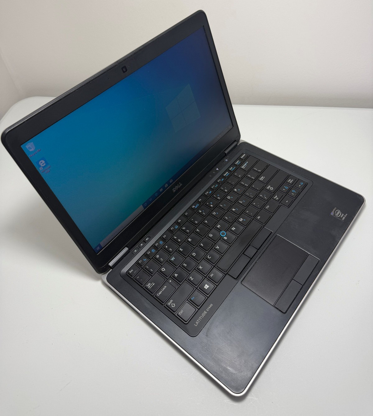 Dell Latitude E7440 / 14′ / i5-4300U @ 1.90GHz / 4GB / 512SSD / WIN10 Pro