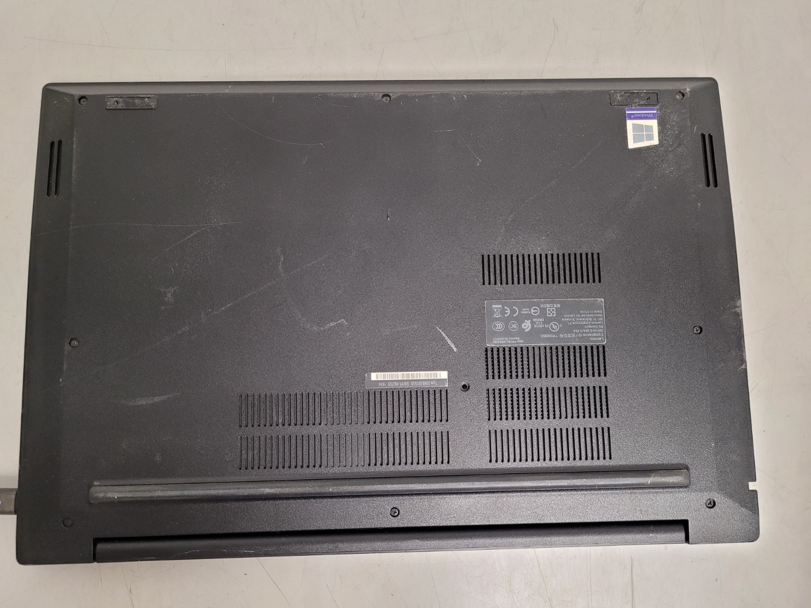 Lenovo ThinkPad E590 15.6″ i7-8565u 1.8ghz 8gb ram 512gb ssd w11p PF1NJTXS