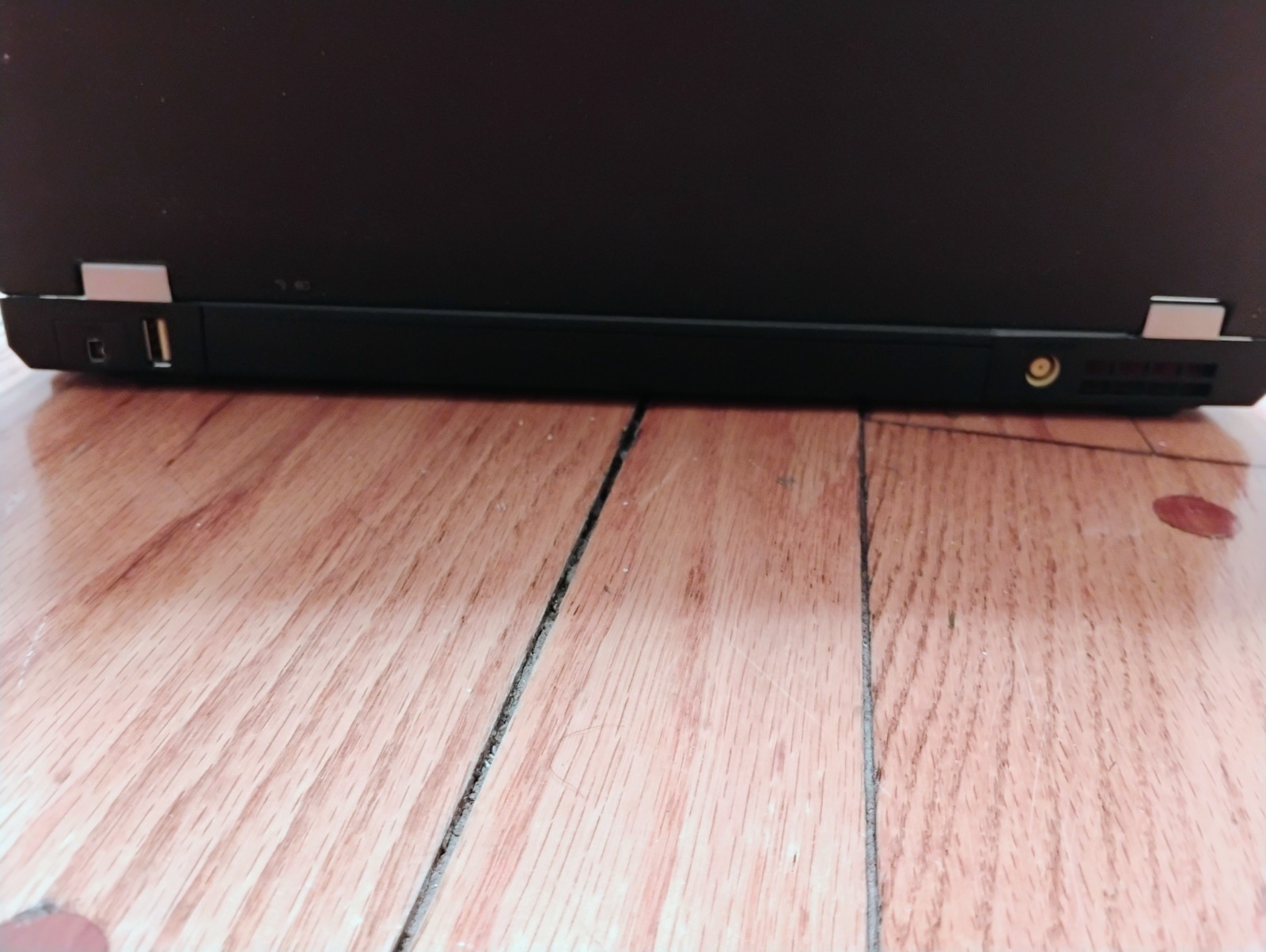Lenovo T420i Laptop: i3-2130M, 16GB Ram, 128GB SSD, Webcam, Linux Mint