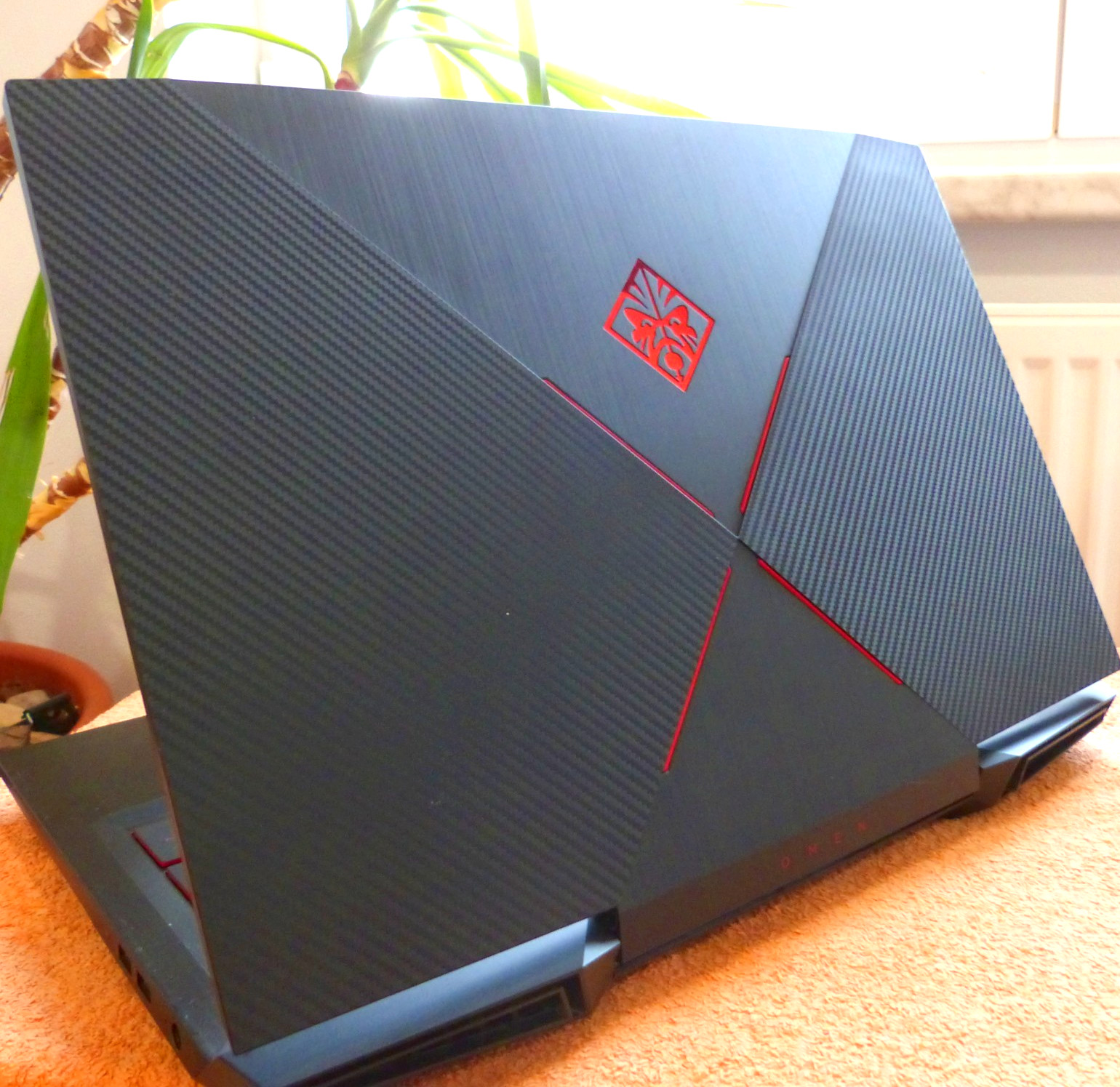 HP OMEN 17 AN i7 FULLHD 120Hz I Geforce GAMING GTX 8GB l Bang Olufsen Sound THX
