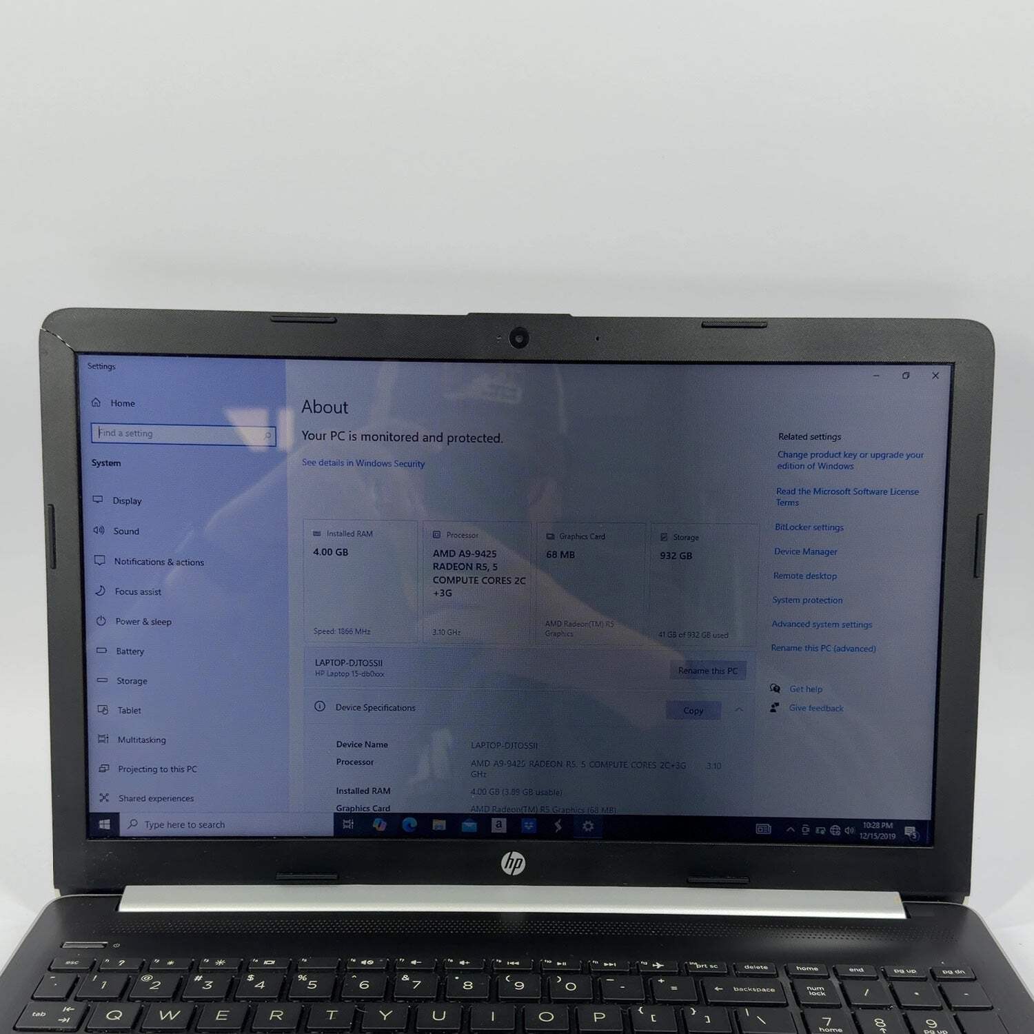 Broken HP Laptop 15-db0031nr 15.6″ A9-9425 3.1GHz 4GB RAM 1TB SSD Damaged Bezel