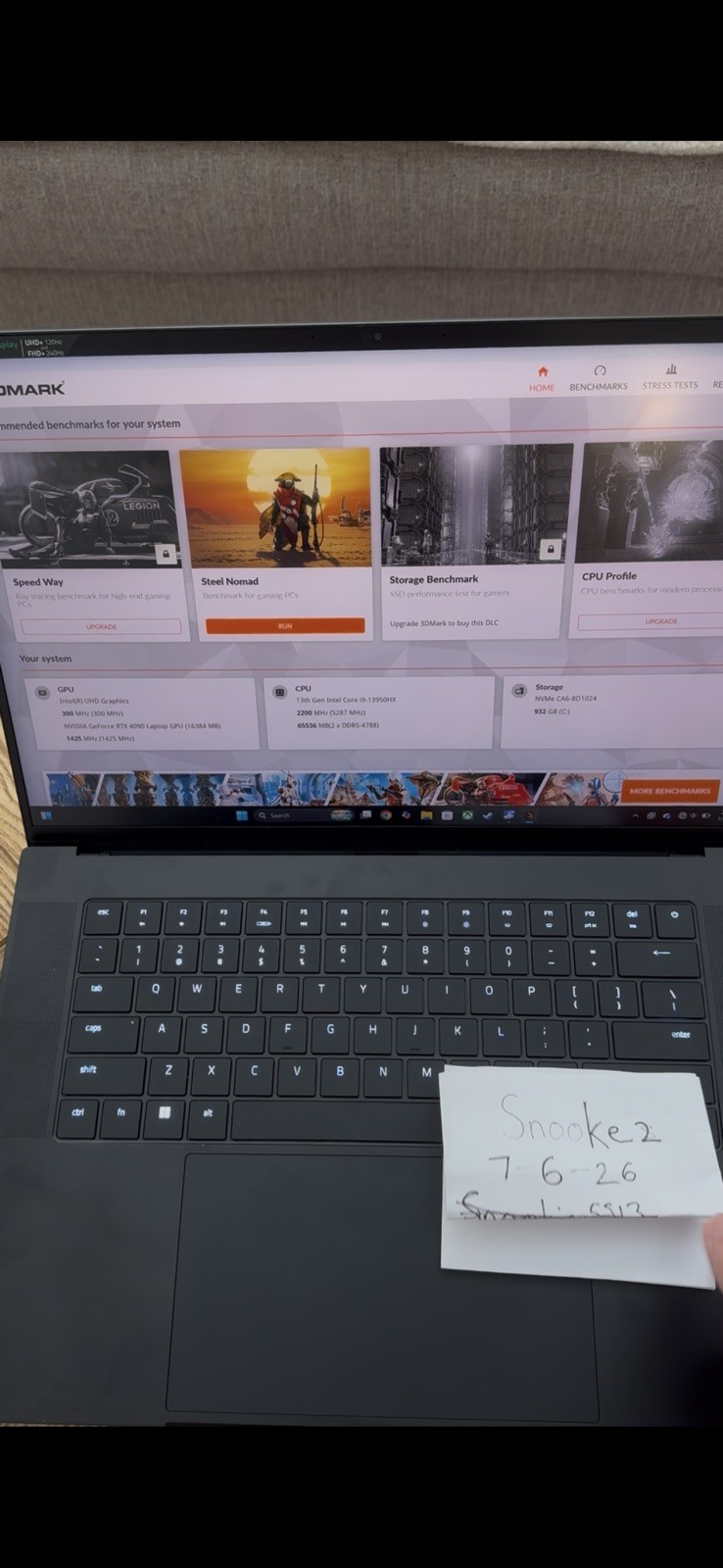 Razer Blade 16 64GB RAM 1TB SSD NVIDIA RTX 4090 4k 120Hz/FHD 240Hz i9-13950HX