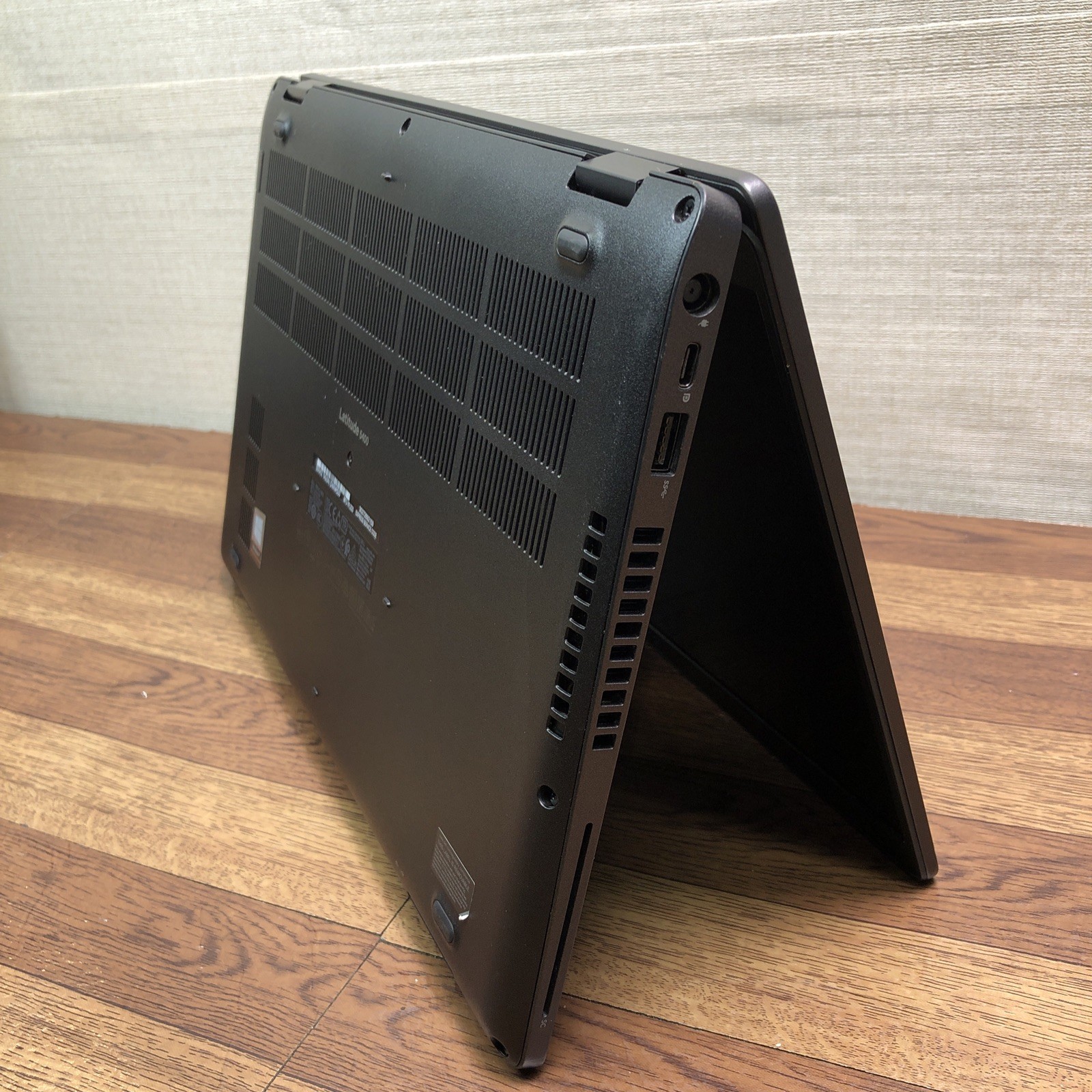 Dell Latitude 5400 14” Core i5-8365U 1.60GHz 256GB SSD 8GB RAM DDR4
