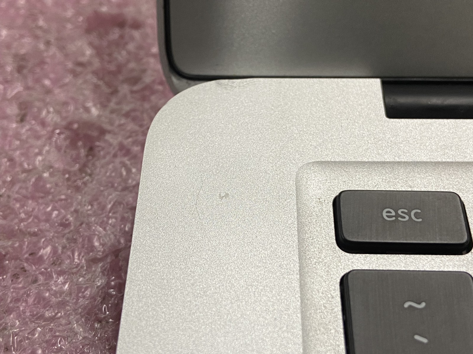 Apple MacBook Air 2017 A1466 13.3″ i5-5350U 8GB RAM 128GB SSD *Read* – CLP32A