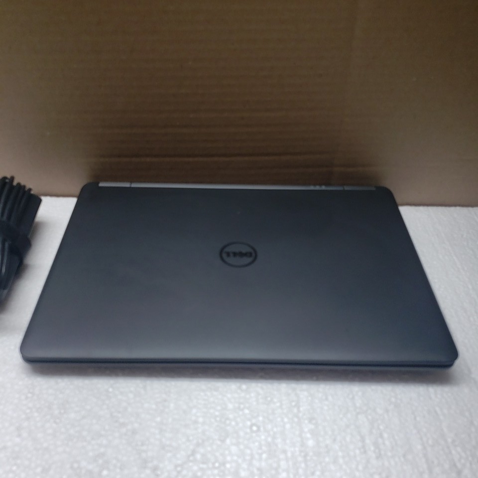 Dell Latitude E7450 14″ i5-5300U 2.3GHz 8GB RAM 1TBHDD