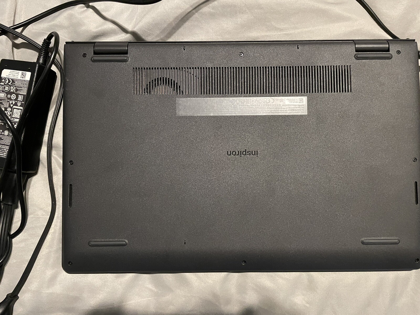 Dell Inspiron 15 3000 Series i3542-3267BK 15.6in. (1TB, Intel Core i3 4th Gen.,