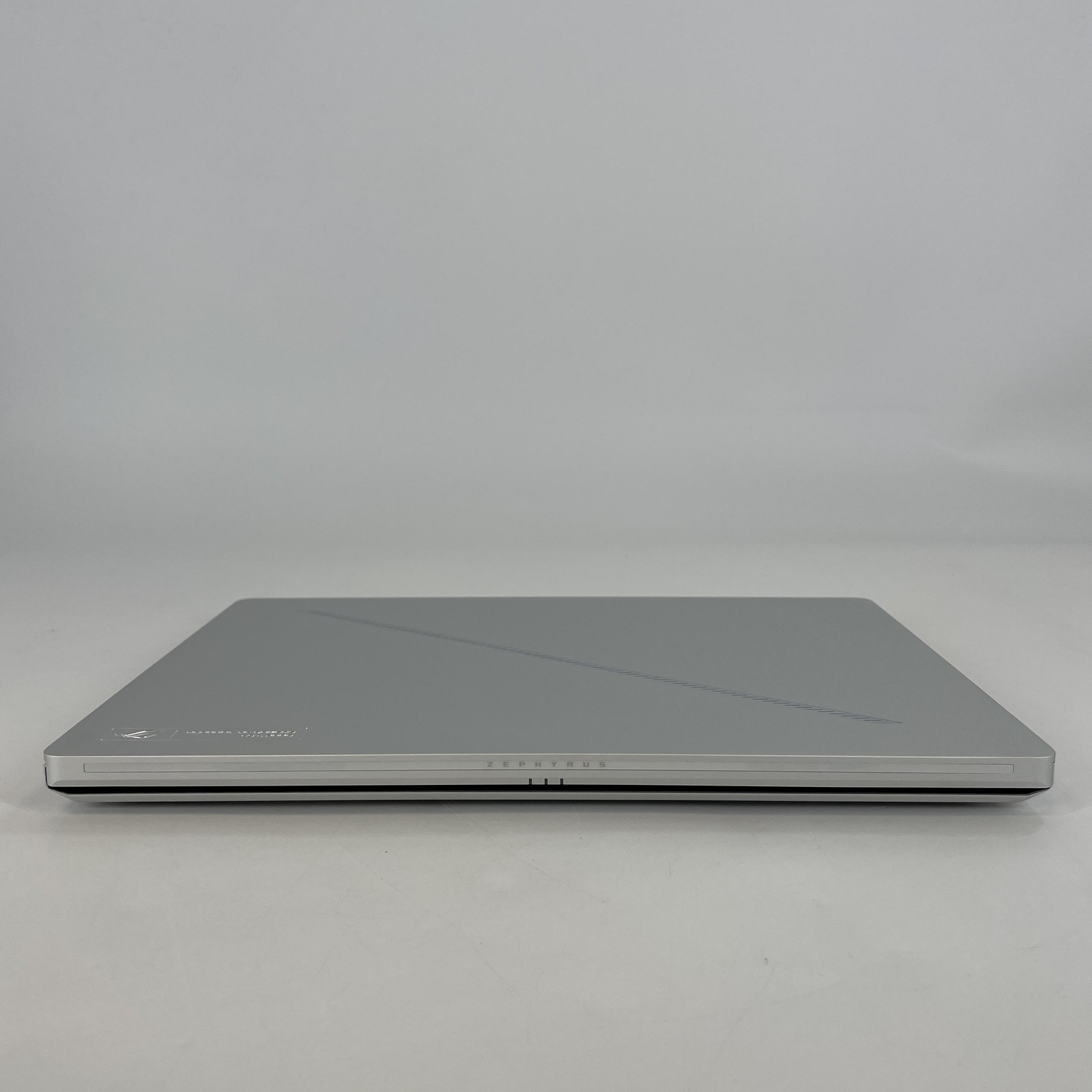 Asus ROG Zephyrus G14 GA403 120Hz QHD+ Ryzen AI 9 HX 370 32GB 1TB RTX 5070 Ti