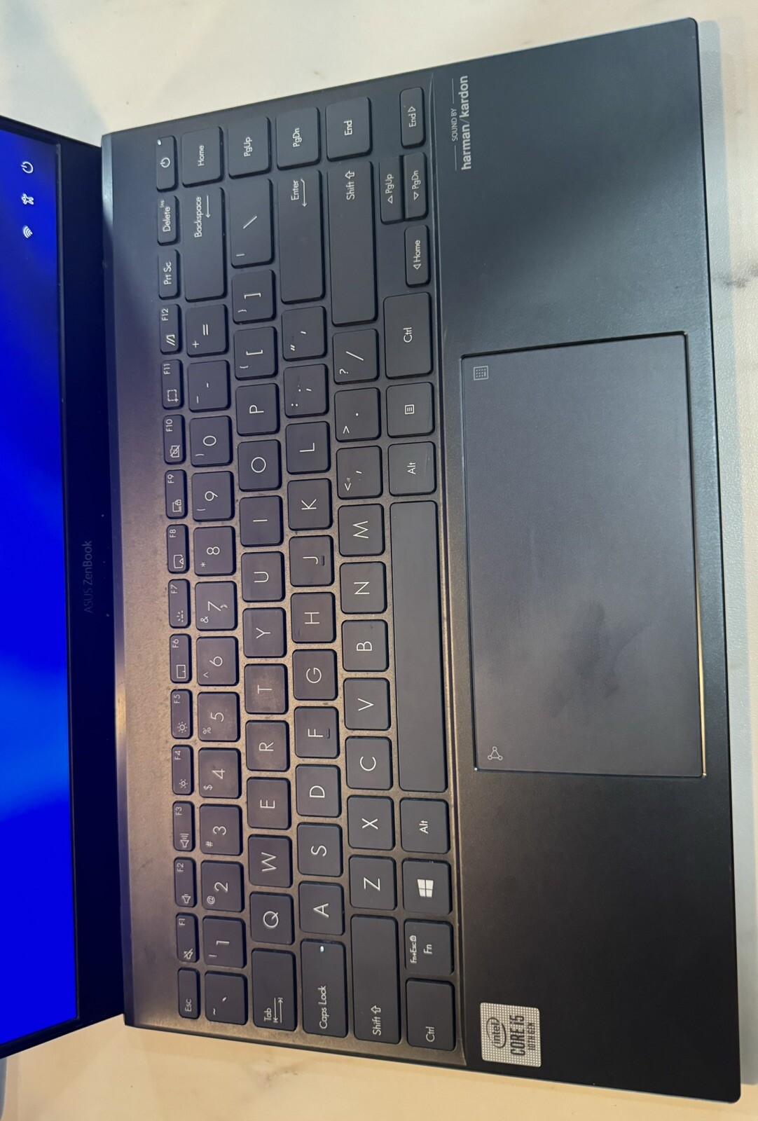 Asus zenbook 14 I5-1035G1 8GB RAM 512GB NVMe SSD Windows 11 1080p IPS Display