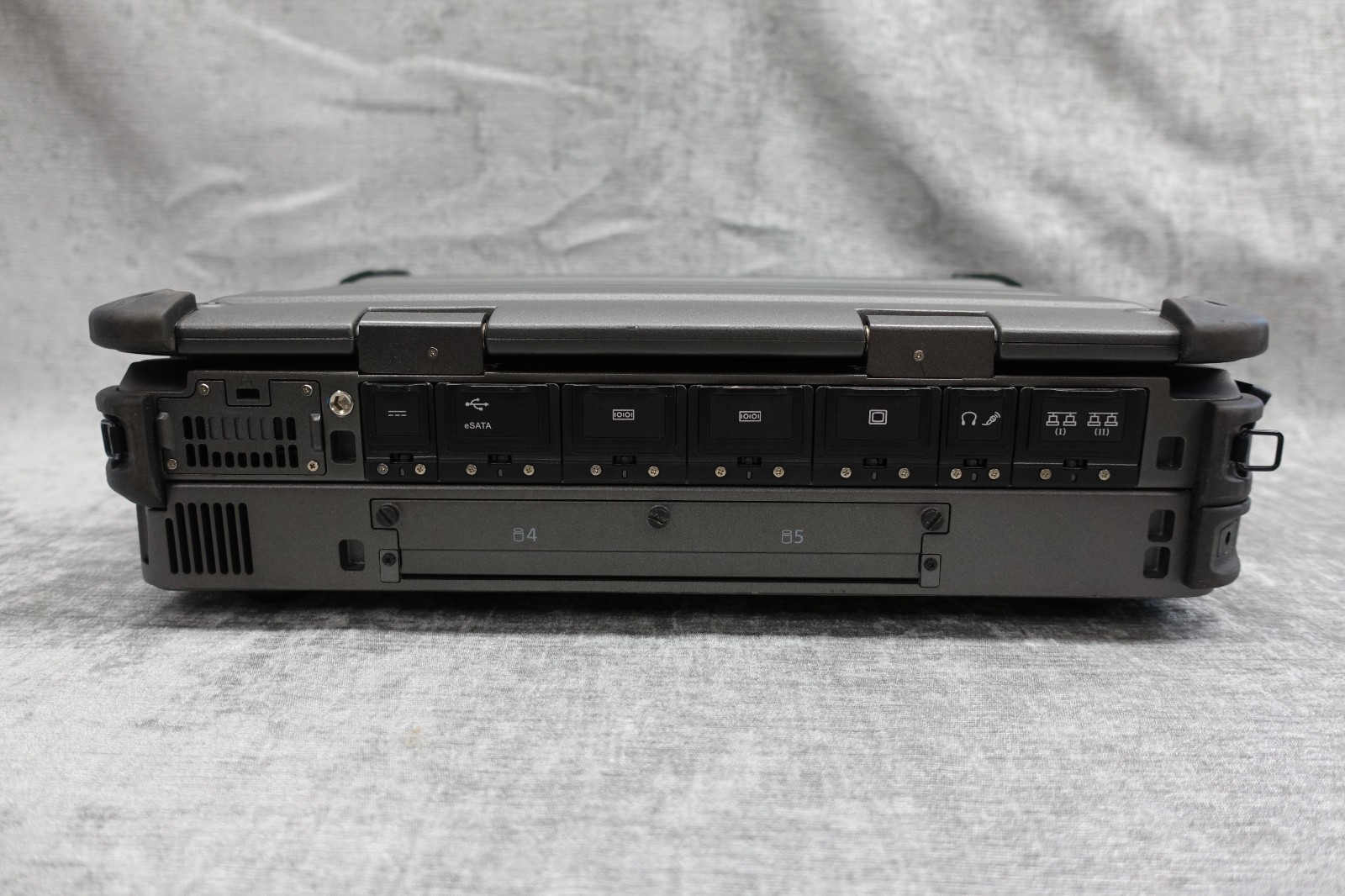 Rare GETAC X500 G2 Rugged Mobile Laptop / Server X500 i7 32gb Ram holds 6 HDD’S