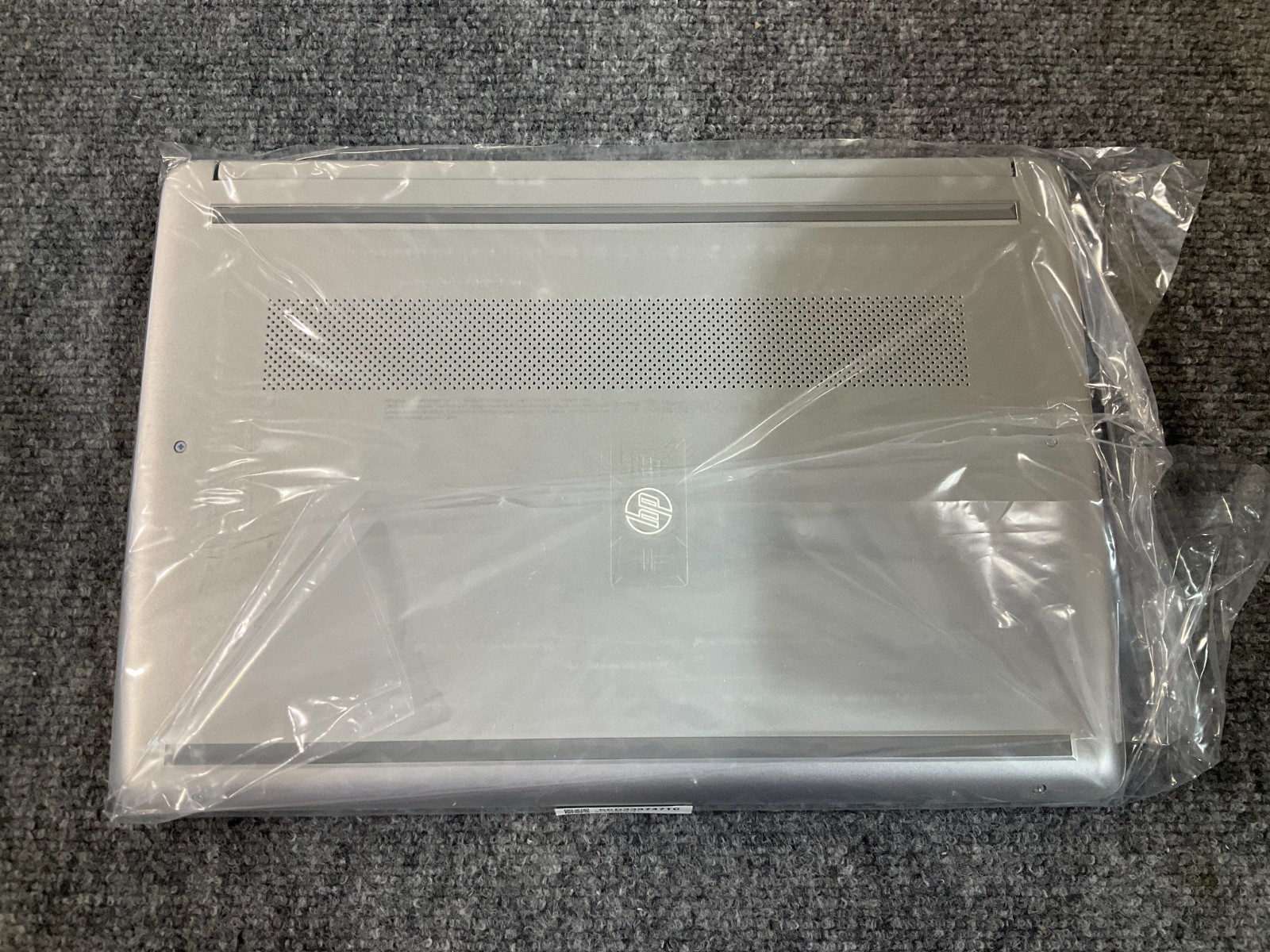HP Laptop 14-dq0713ds N4120 4GB 64GB BT WiFiAC 14WT W11H silver 7Y703UA#ABA ✨❤️✨