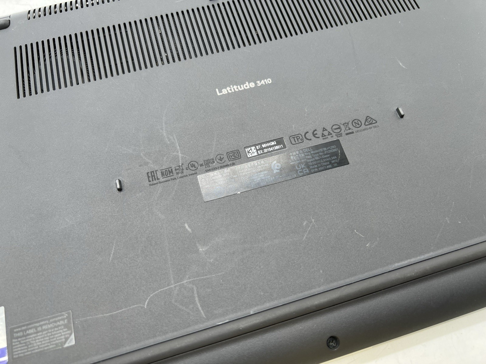 Dell Latitude 3410, i7-10510U CPU, @ 1.80GHz, 8GB RAM, 256GB NVMe-No OS/Charger