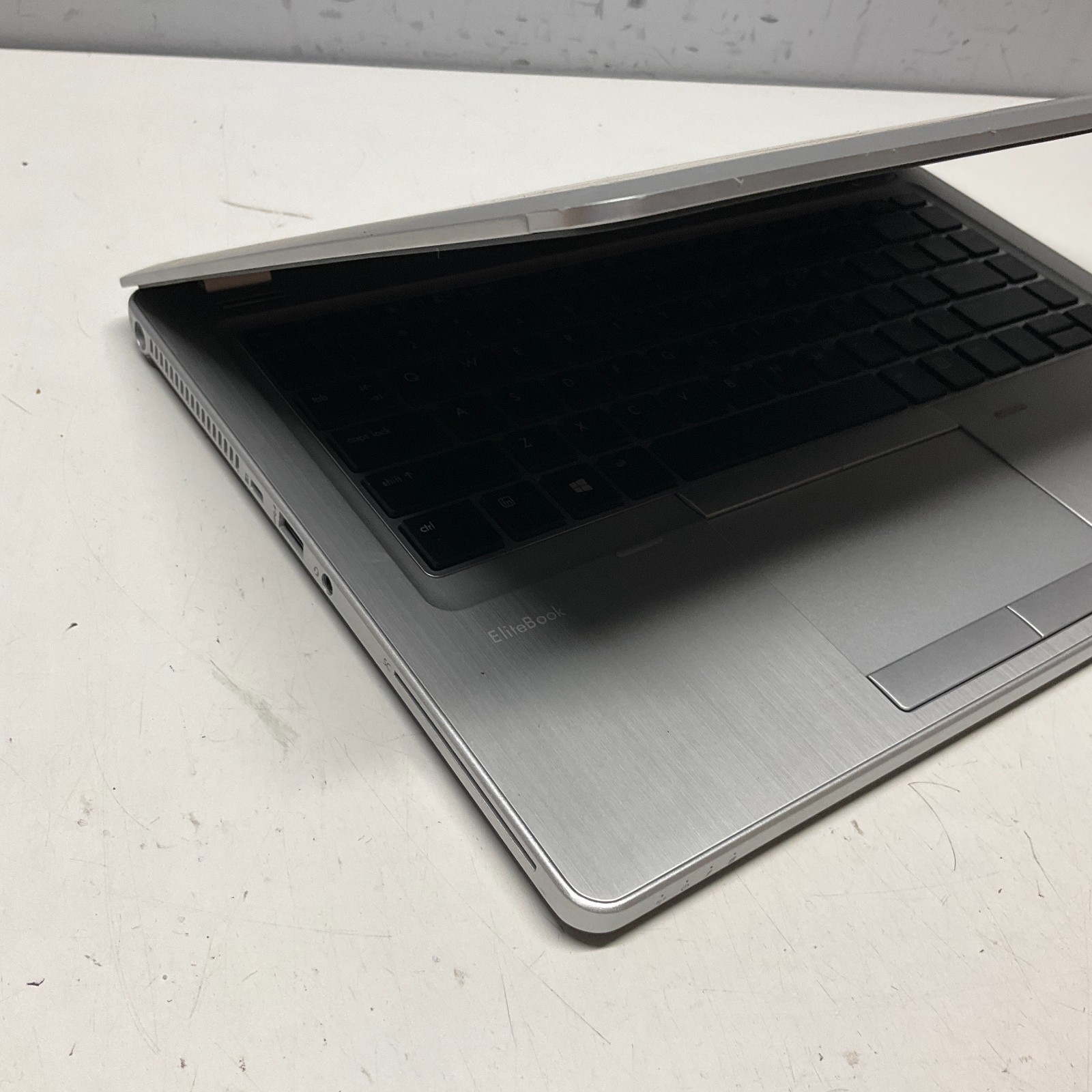 HP EliteBook Folio 9480m 14″ Laptop Intel i5-4310U @ 2.00 GHz 4GB 128GB SSD