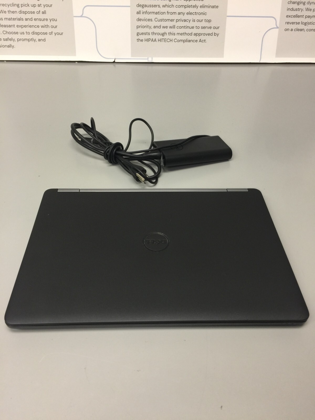 Dell Latitude E7470 14″ 256GB SSD Core i5 6th gen 2.40GHz, 12GB WIN 11 PRO