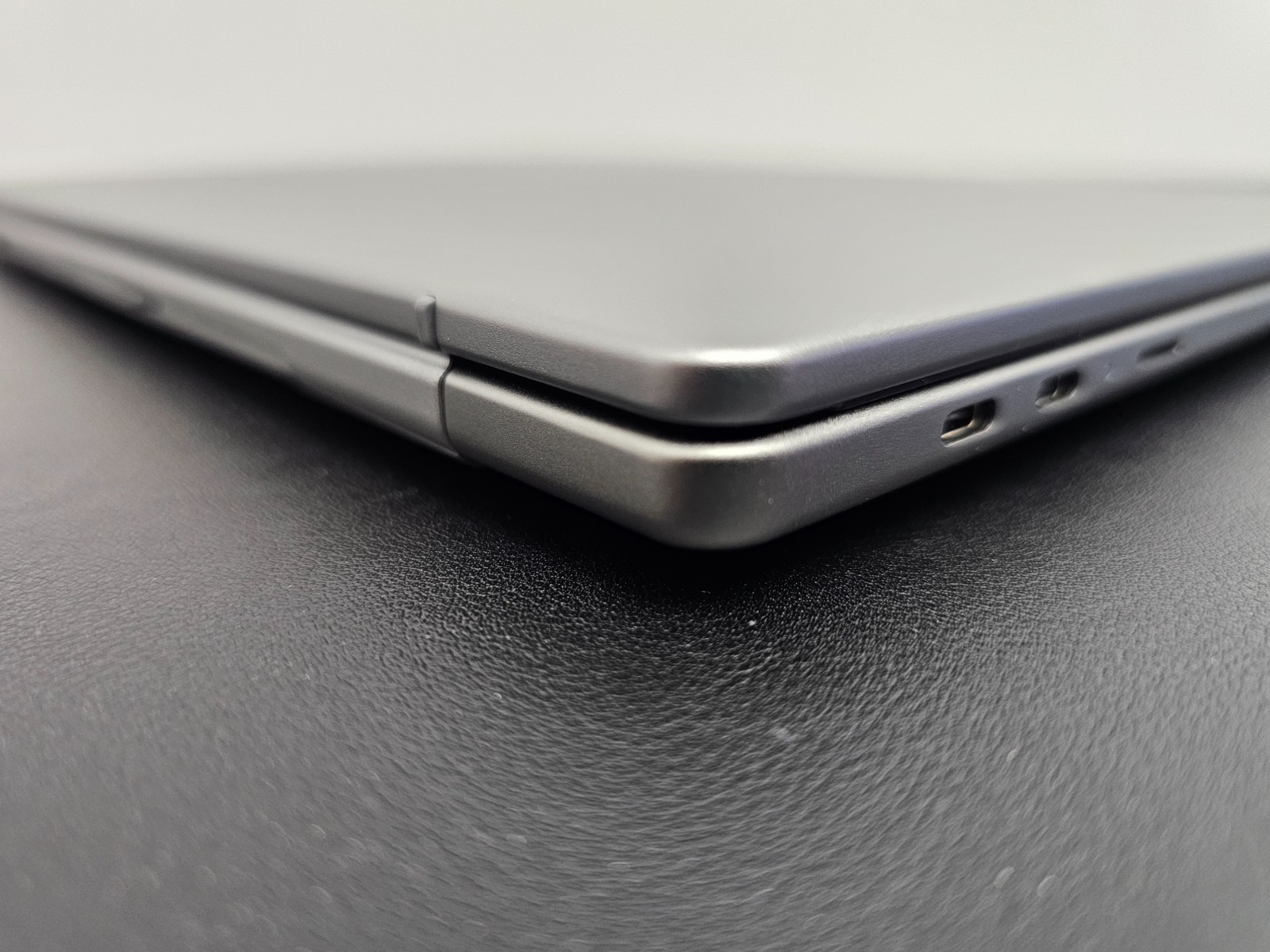 Dell Latitude 7455 Snapdragon X1P-64 QHD+ Touch 16GB 512GB W11P Arabic/Eng KB
