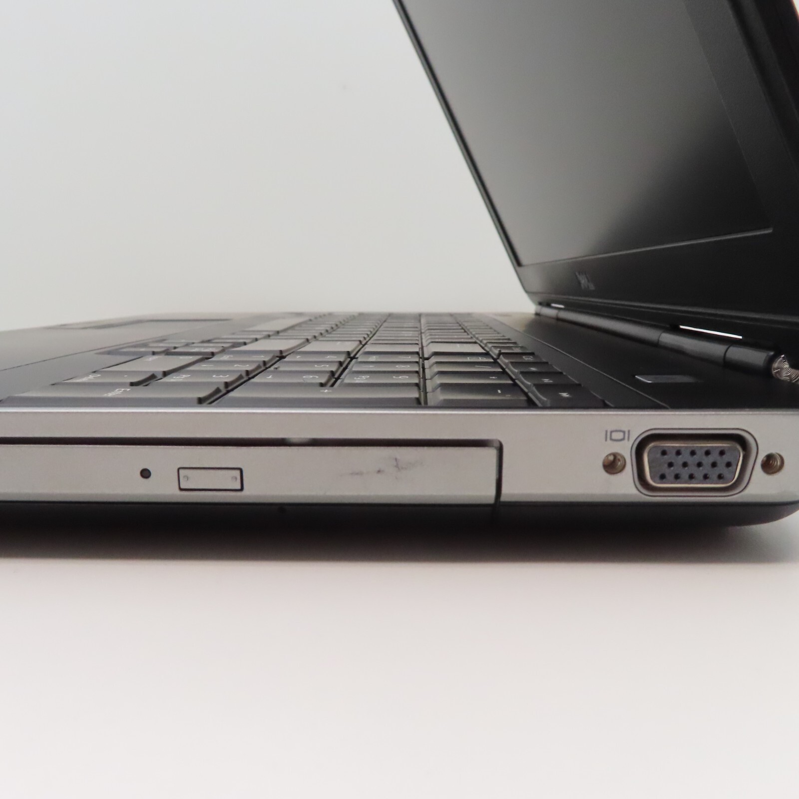 Dell Latitude E5530 Laptop Intel Core i3 2.50GHz 2 Cores 4GB Ram DDR3
