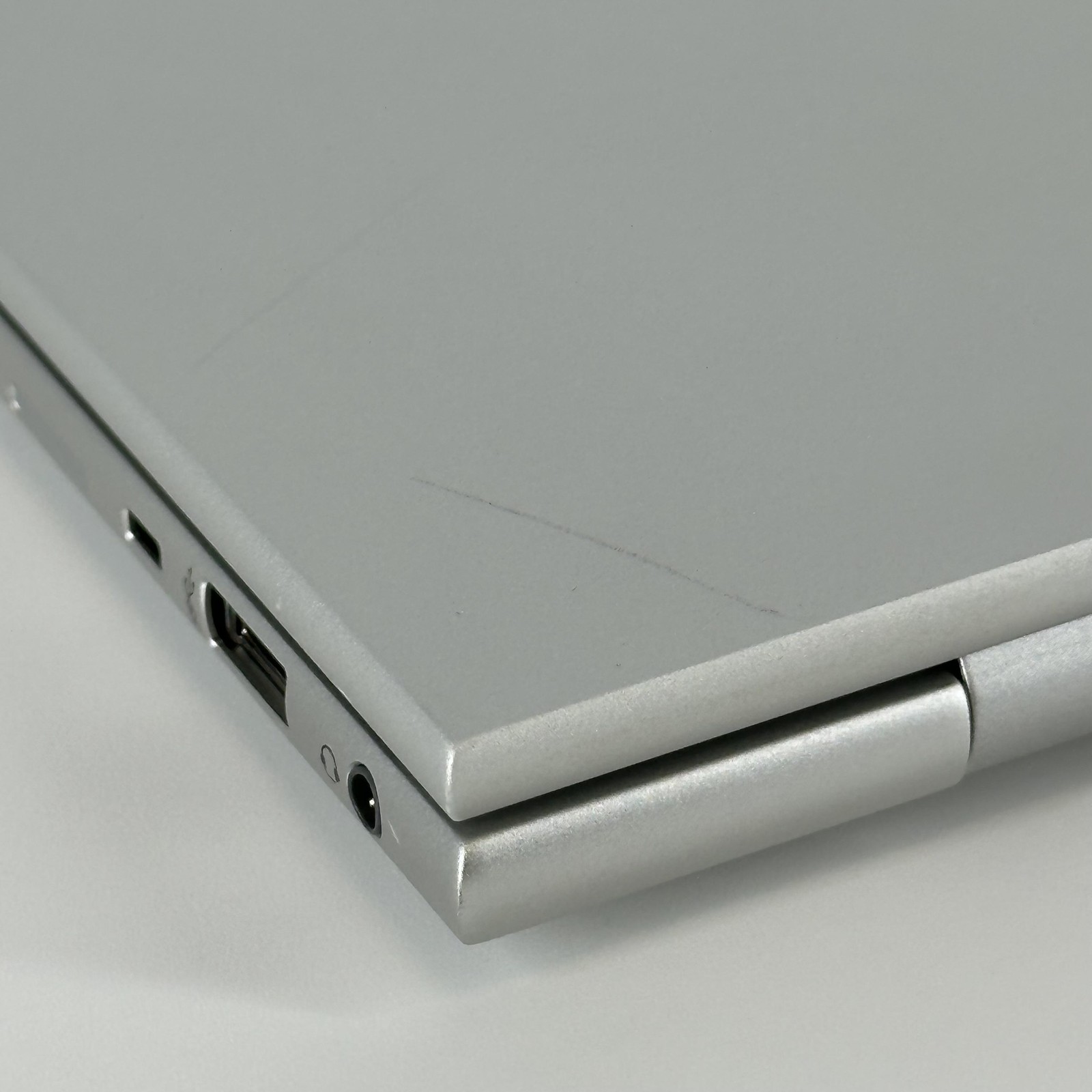 HP Elitebook 840 G9 14 Silver FHD 1.6 GHz i5-1245U 16GB 512GB SSD BENT FRAME