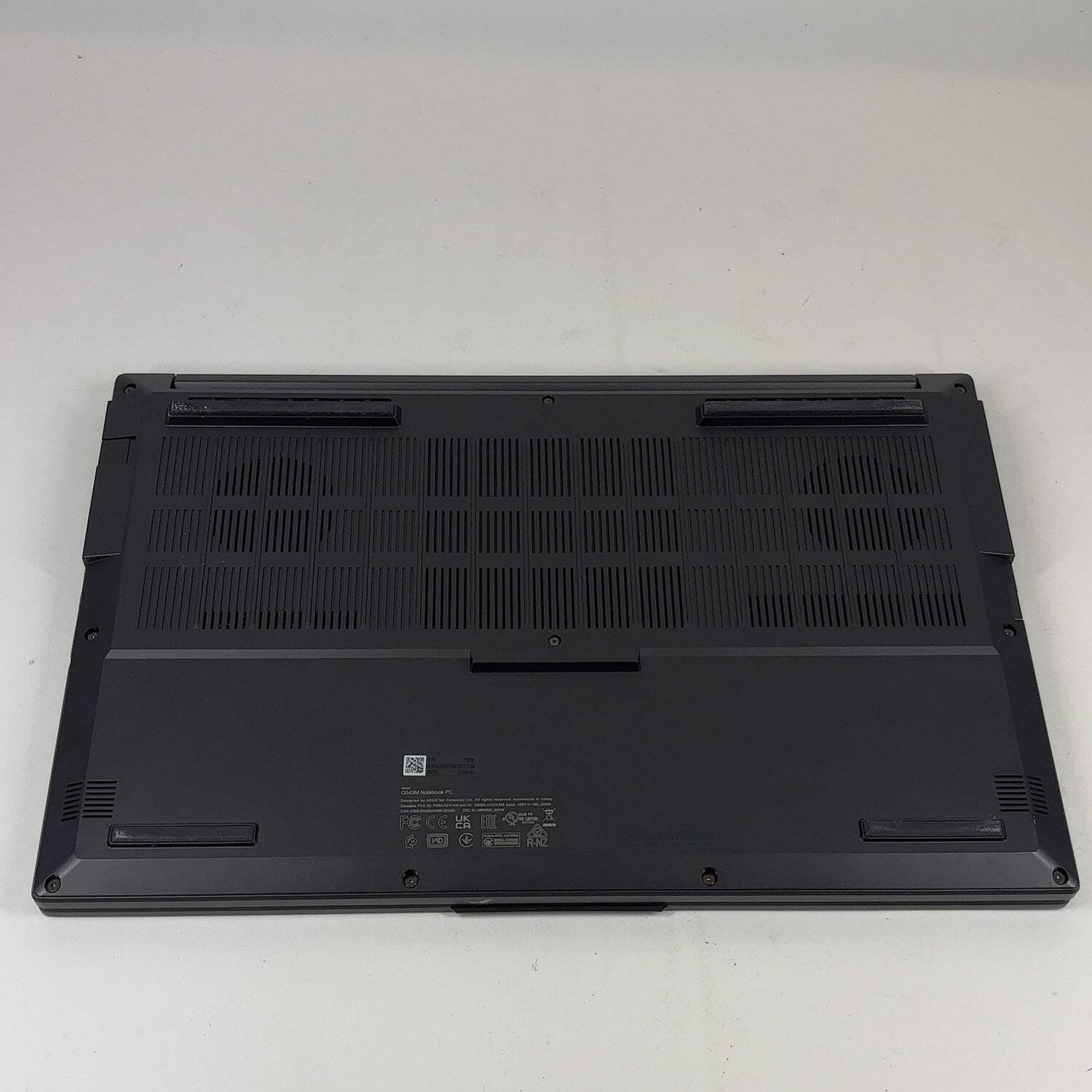 Asus Vivobook Pro 15.6″ Core Ultra 9 185H 2.5GHz 24GB RAM 2TB SSD RTX 3050