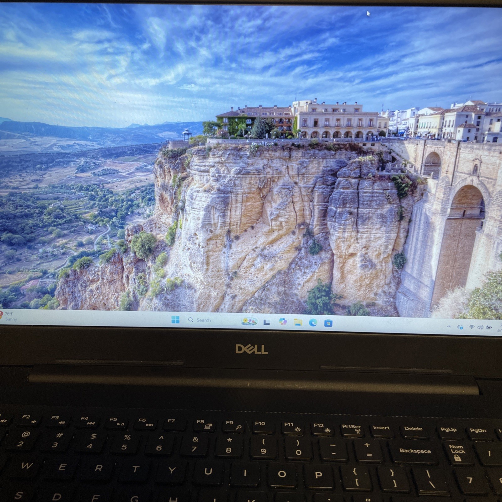 Dell Inspiron 15 3593 – 15.6″ Laptop – i5-1065G7 8GB RAM 256GB SSD – Windows 11