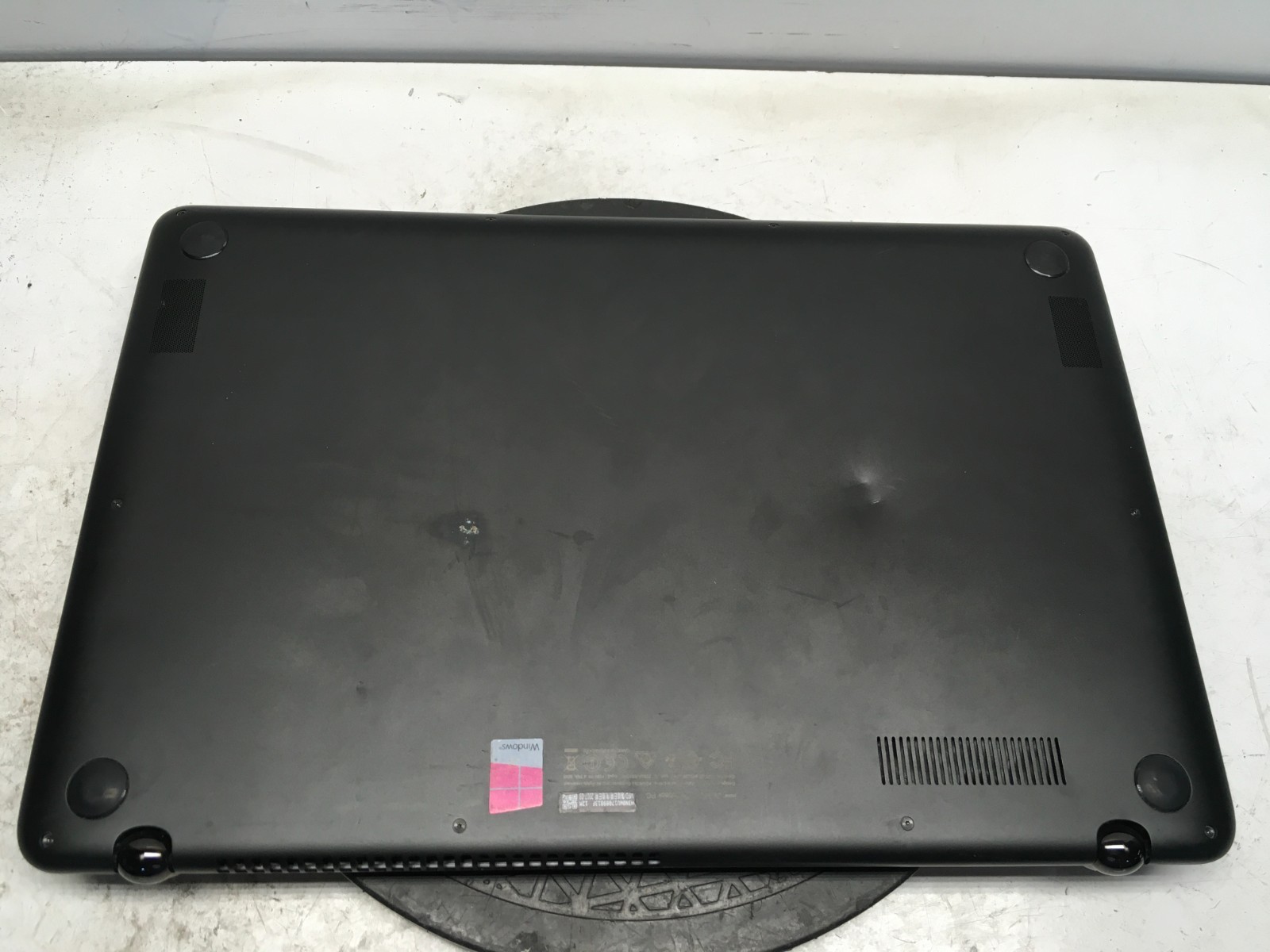 Asus Q534U Laptop Intel Core i7-7500U 16 GB NO HDD/Battery Nvidia GTX 950M