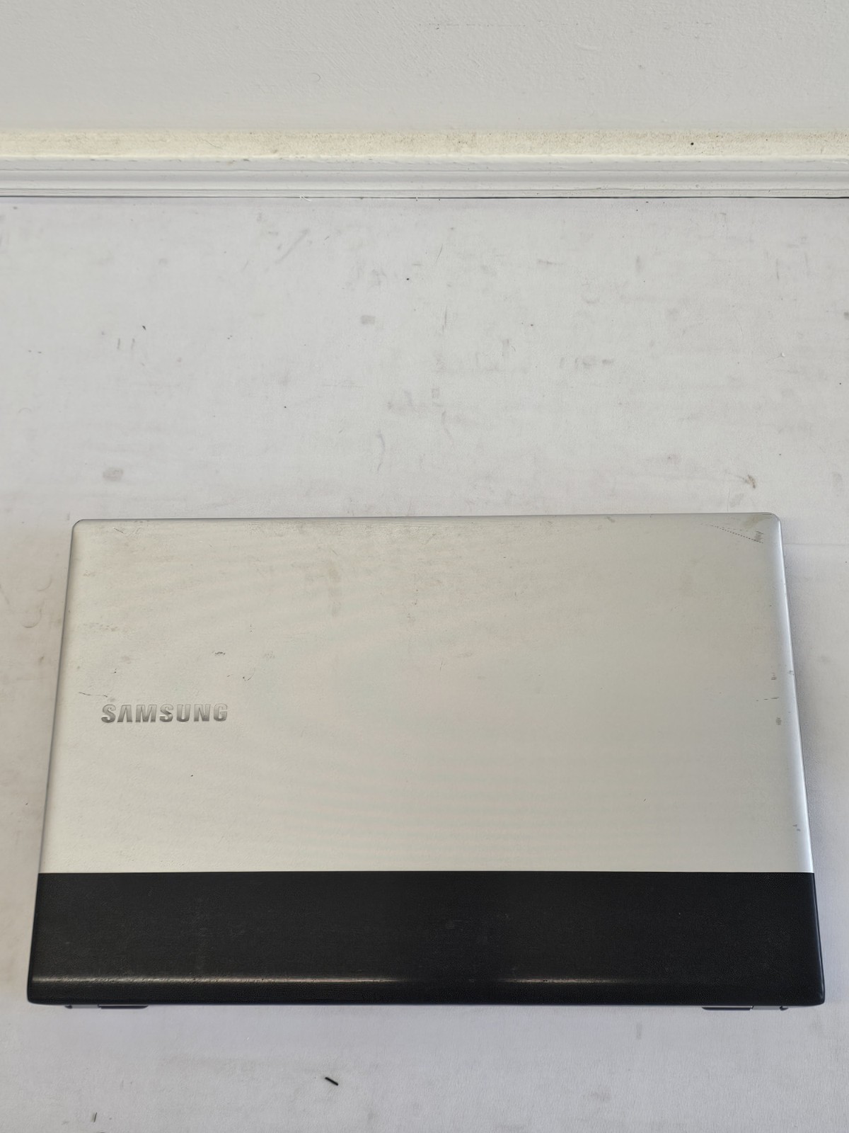 Samsung RV711 Laptop – i3-M380 – 4GB RAM – 500GB HDD – NO BATT Parts/Repair READ