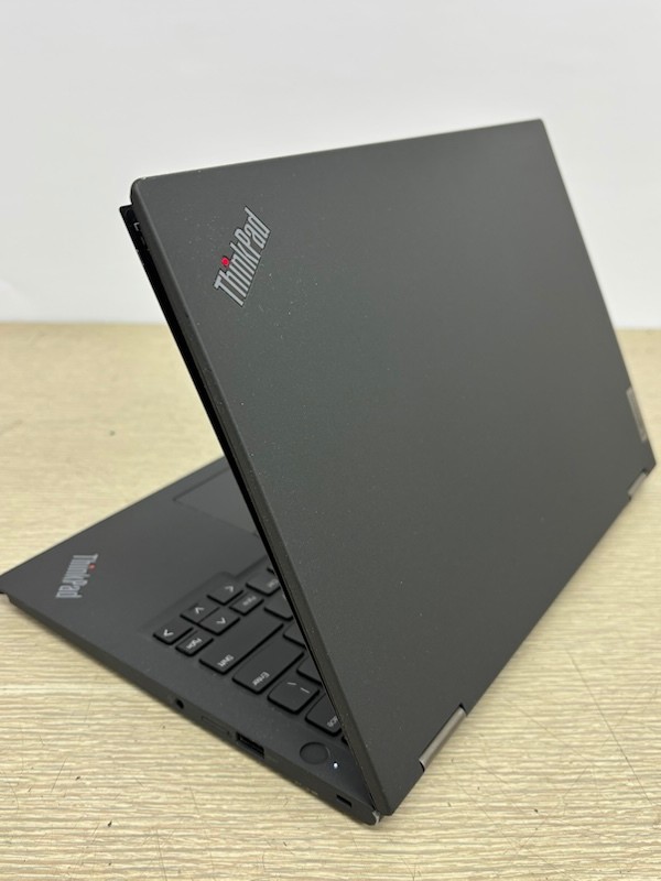 Lenovo ThinkPad X13 Yoga Gen 2 13″ i5-1145G7 16GB 256GB SSD W11P (screen issue)
