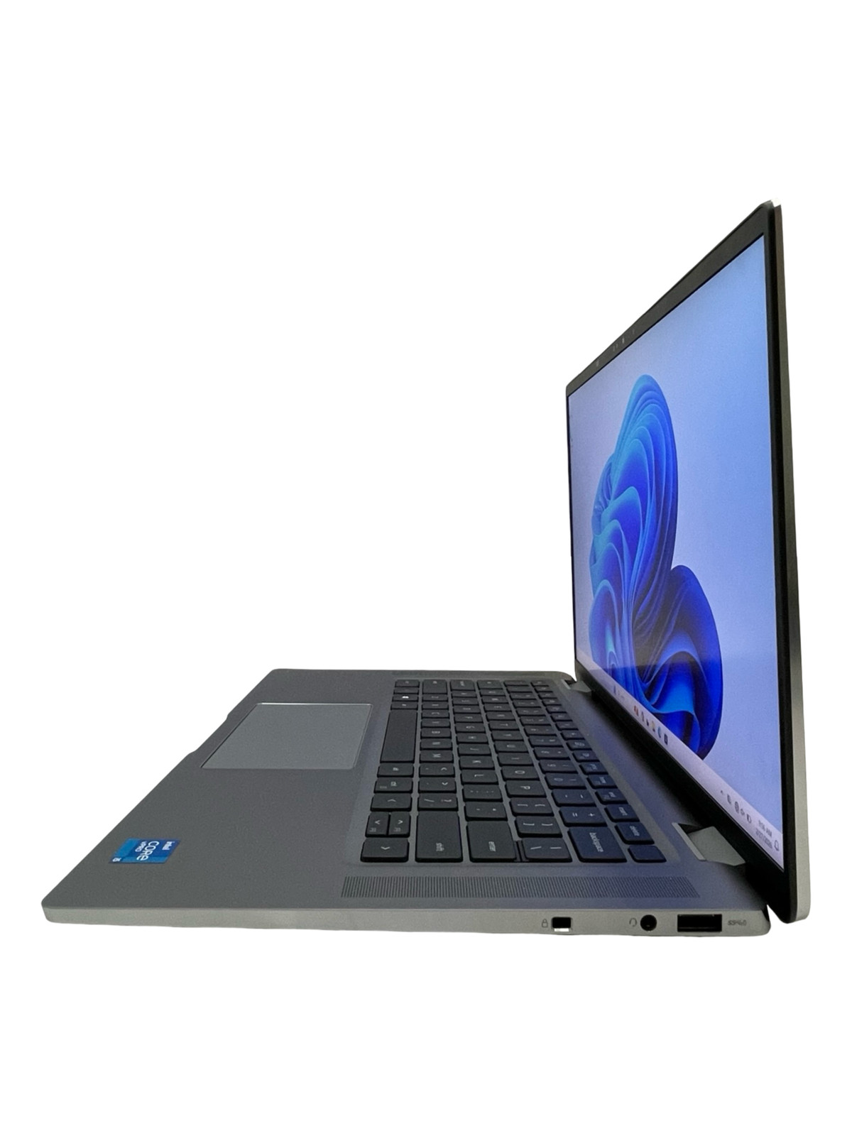 Latitude 9520 15″| i5 11th Gen CPU | 16GB RAM | 256GB SSD | 1-Year Warranty
