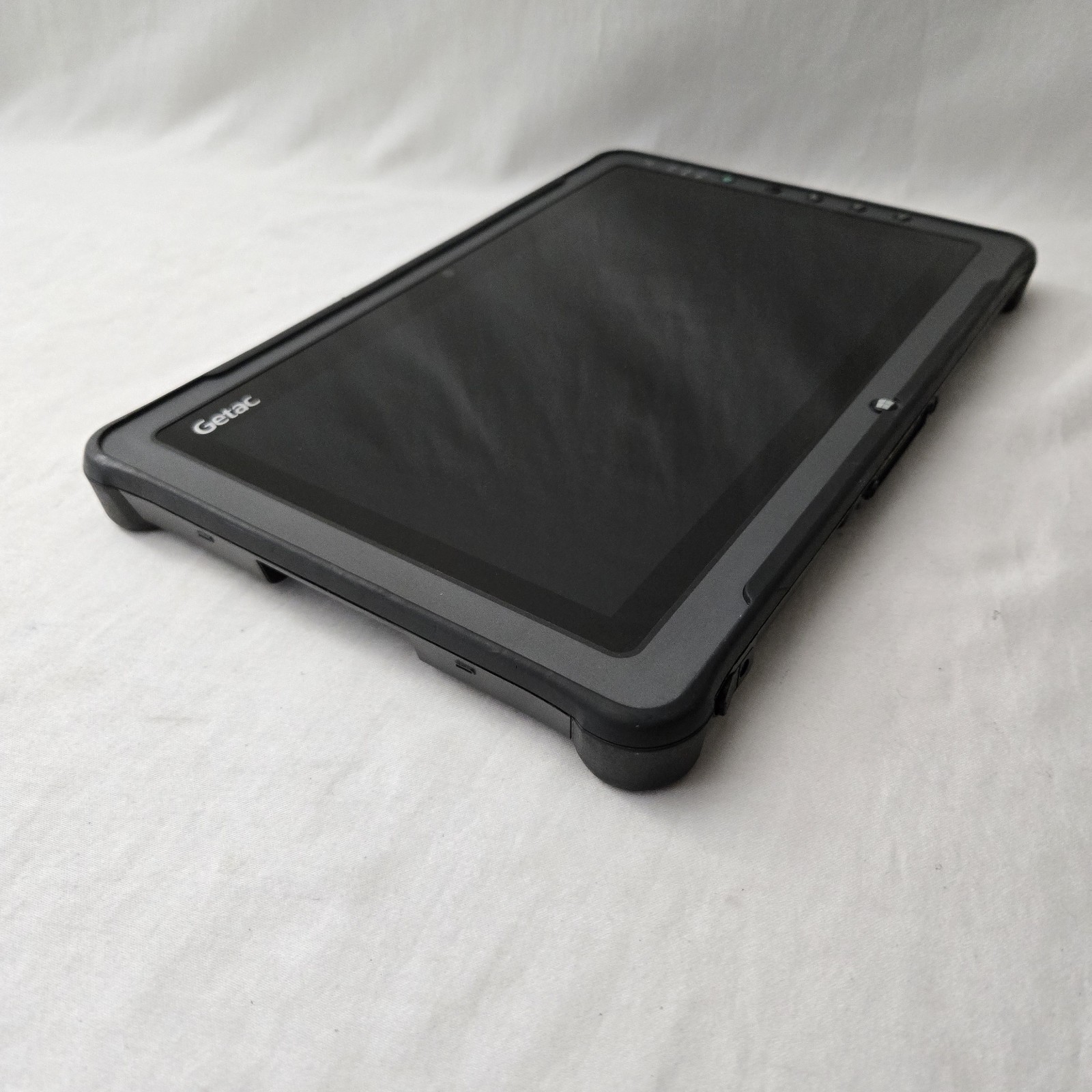 GETAC F110 G4 Rugged Tablet i5-7200U 2.50GHZ 128GB SSD 8GB – Win11P 4G – READ