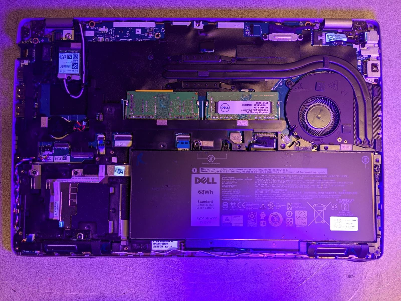 DELL LATITUDE 5510 i7-10610U @ 1.80GHz, 12GB RAM, NO HDD/OS