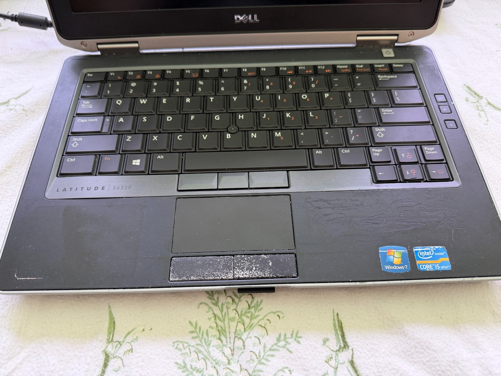 Dell Latitude E6330 Intel Core i5 boots but is locked – for parts only