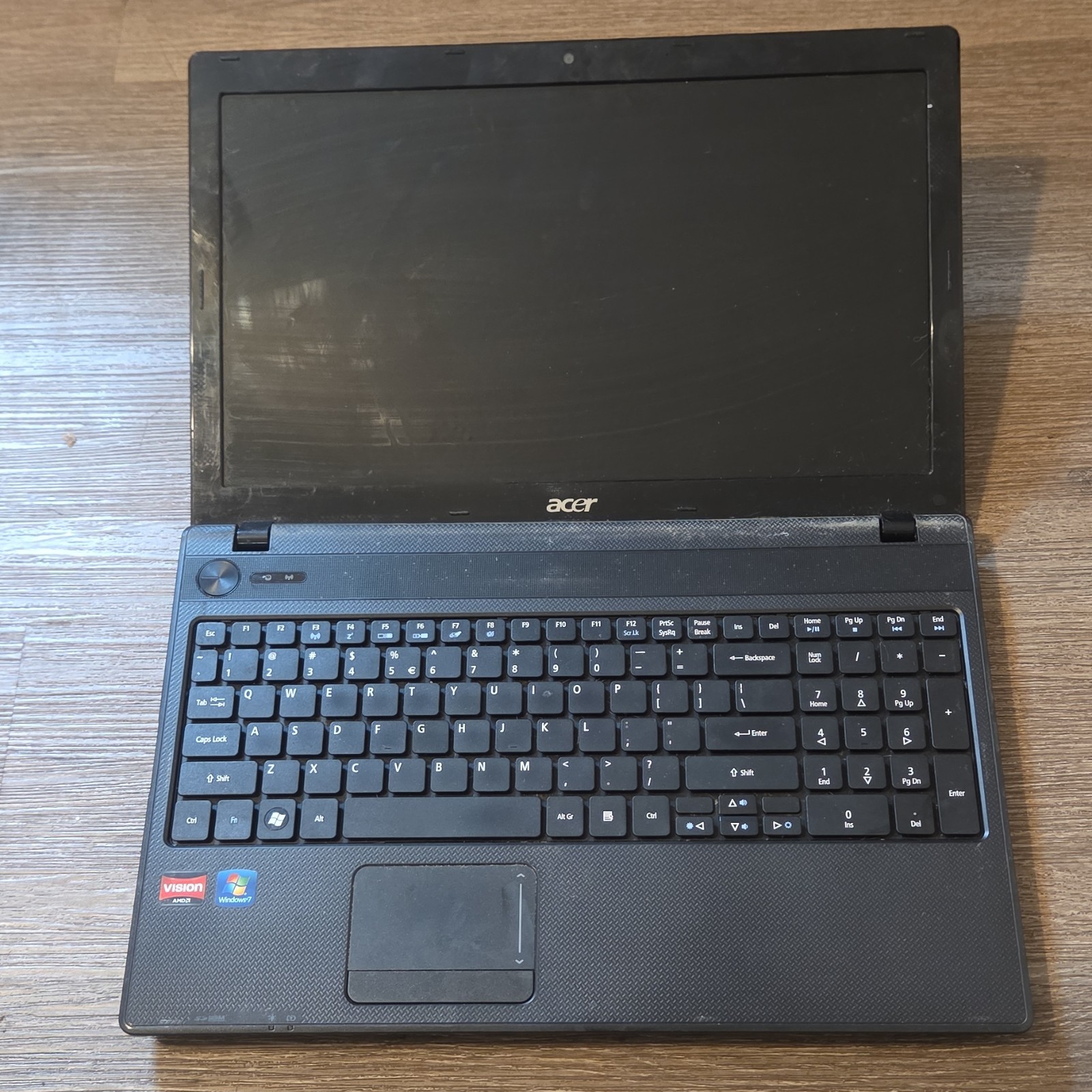 Acer Aspire 5552-3691 15.6″ AMD V 2.30GHz 4GB 250-499GB HDD Win7 Black