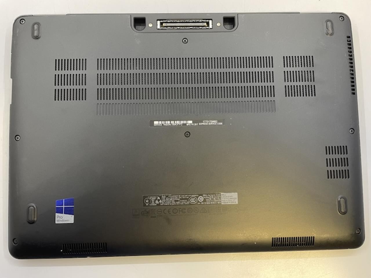 DELL LATITUDE E7470 Laptop w/ Intel Core i5-6300U 2.40 GHZ + 16GB No HD/Battery