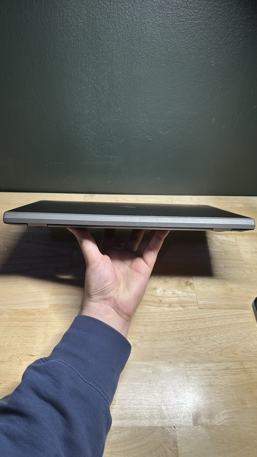 Dell Vostro 5402 14″ i7-1165G7 16GB 512GB CHARGER Included