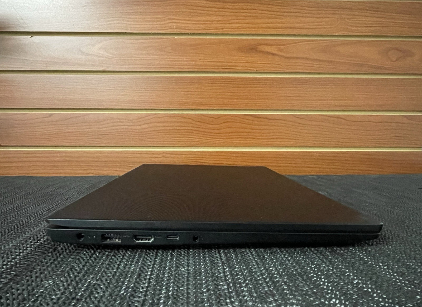 Lenovo IdeaPad 1 Laptop 15.6” FHD Display, AMD Ryzen 5 5500U, 16.0 Ra, 512GB SSD