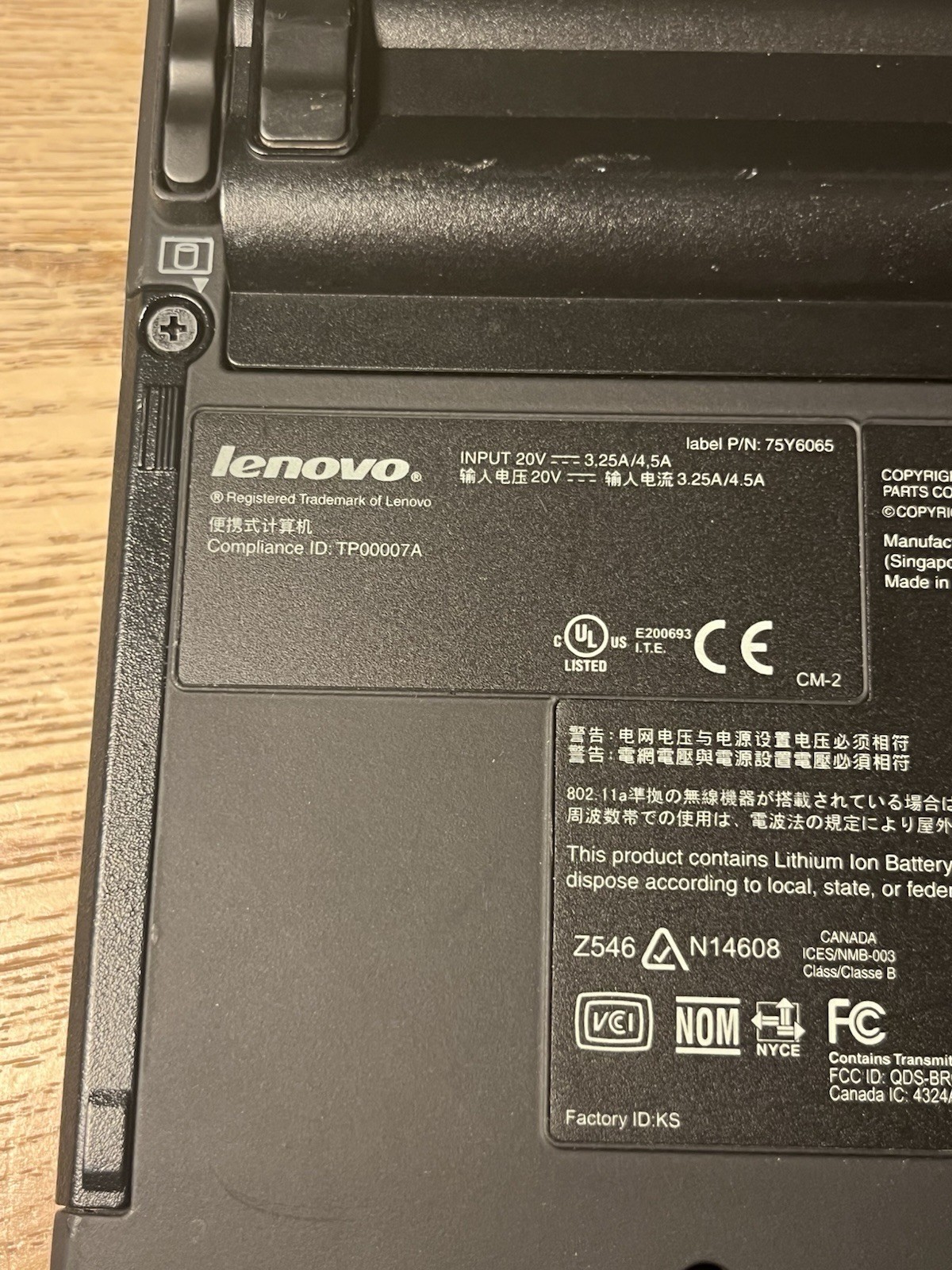 Lenovo Thinkpad X201 Laptop Intel Core i5 Windows 7 Pro OA / Black