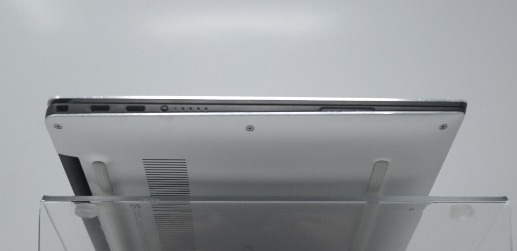 Dell XPS 13 9370 i7 8550U @ 1.80 GHz 256 GB 8 GB FHD Windows 11 Home