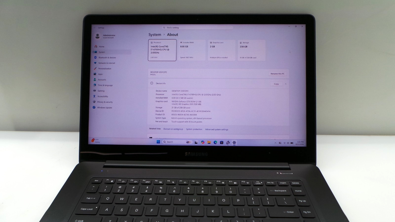 Samsung Notebook NP940Z5L | 15.6″ | i7-6700HQ | 8GB 256GB SSD | Touchscreen